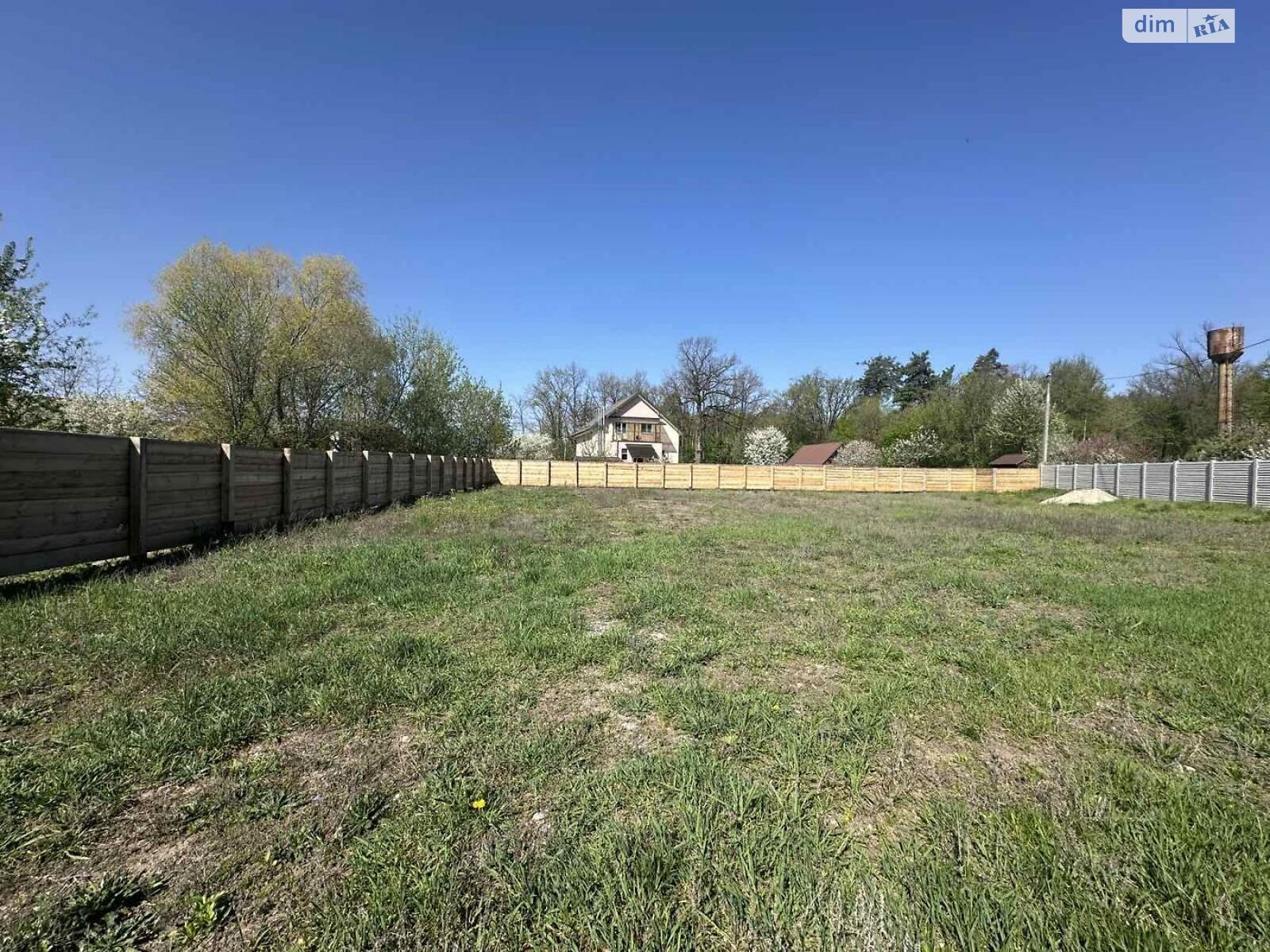 Земельный участок под жилую застройку в Ворзеле, площадь 10 соток фото 1 Земельный участок под жилую застройку в Ворзеле, площадь 10 соток фото 1