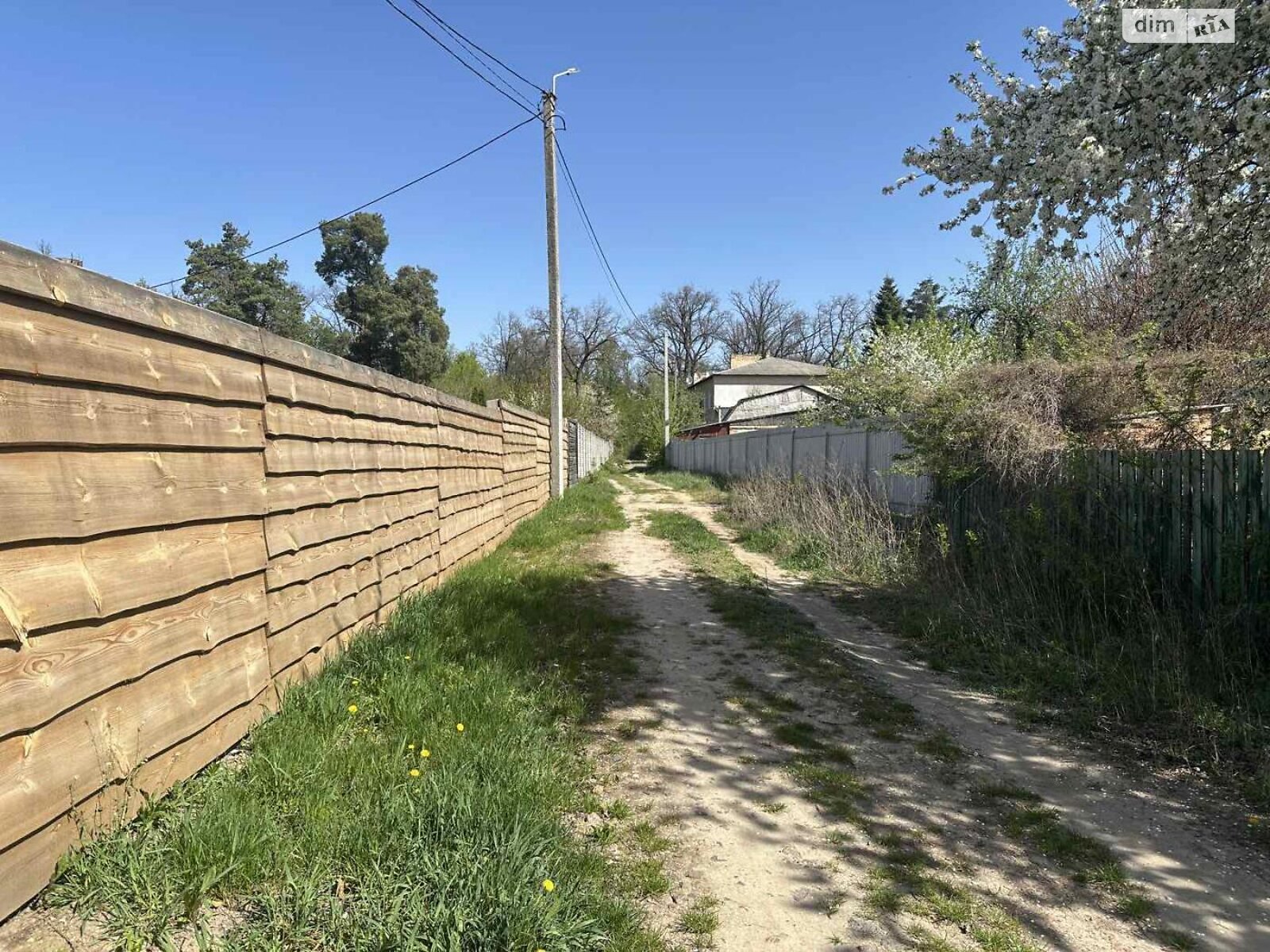 Земельный участок под жилую застройку в Ворзеле, площадь 10 соток фото 1 Земельный участок под жилую застройку в Ворзеле, площадь 10 соток фото 1
