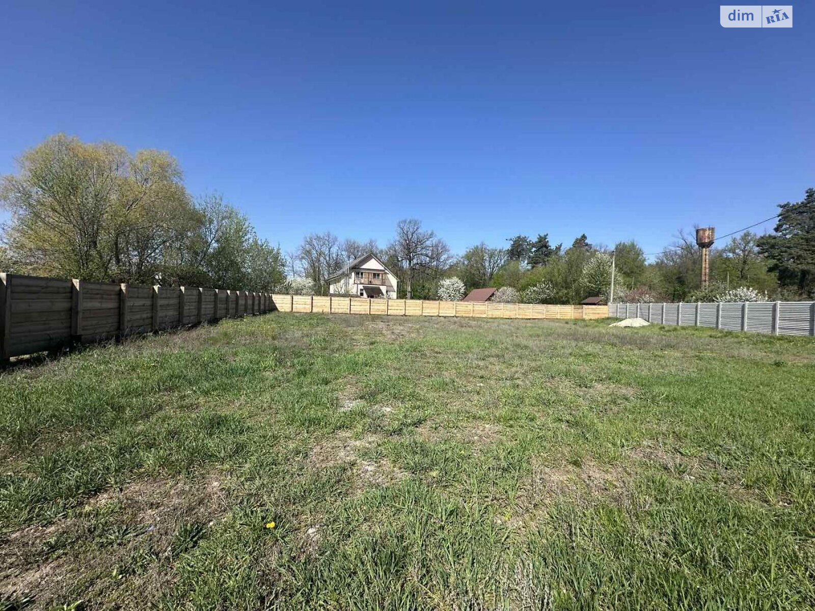 Земельный участок под жилую застройку в Ворзеле, площадь 10 соток фото 1 Земельный участок под жилую застройку в Ворзеле, площадь 10 соток фото 1