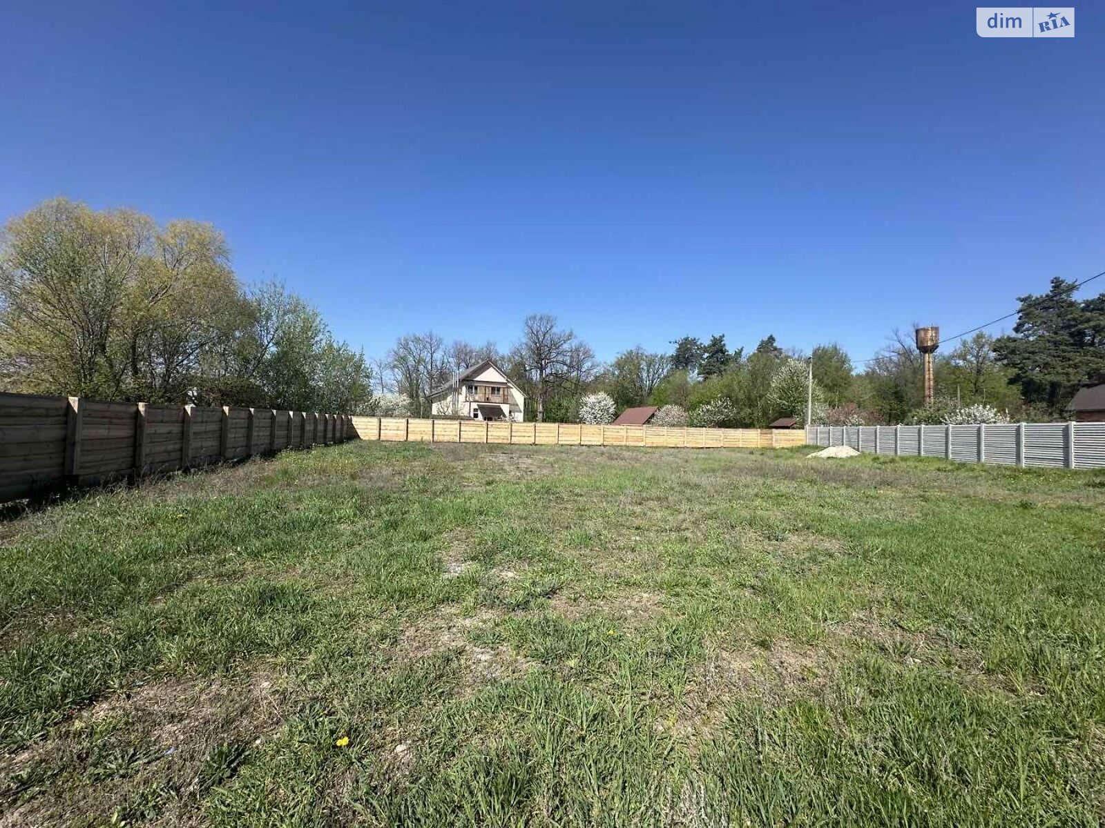 Земельный участок под жилую застройку в Ворзеле, площадь 10 соток фото 1 Земельный участок под жилую застройку в Ворзеле, площадь 10 соток фото 1