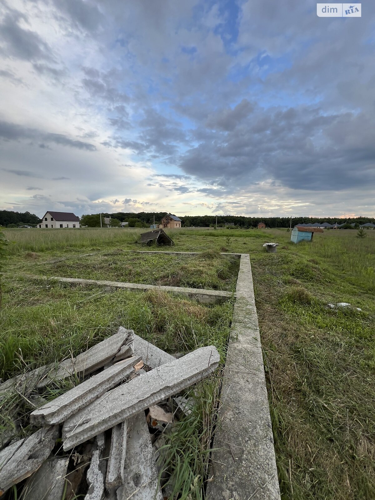 Земельна ділянка під житлову забудову в Якушинцях, площа 8.5 сотки фото 1