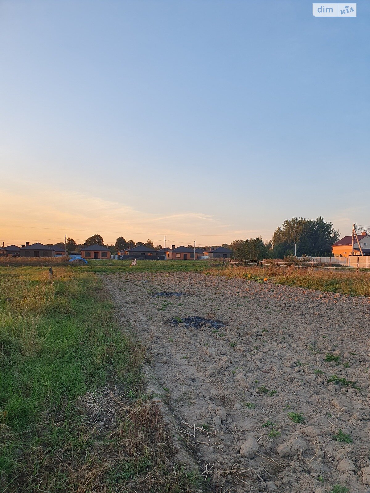 Земельна ділянка під житлову забудову в Якушинцях, площа 10 соток фото 1