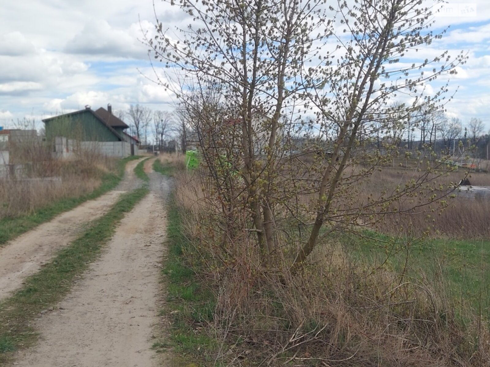 Земельна ділянка під житлову забудову в Зарванцях, площа 15 соток фото 1