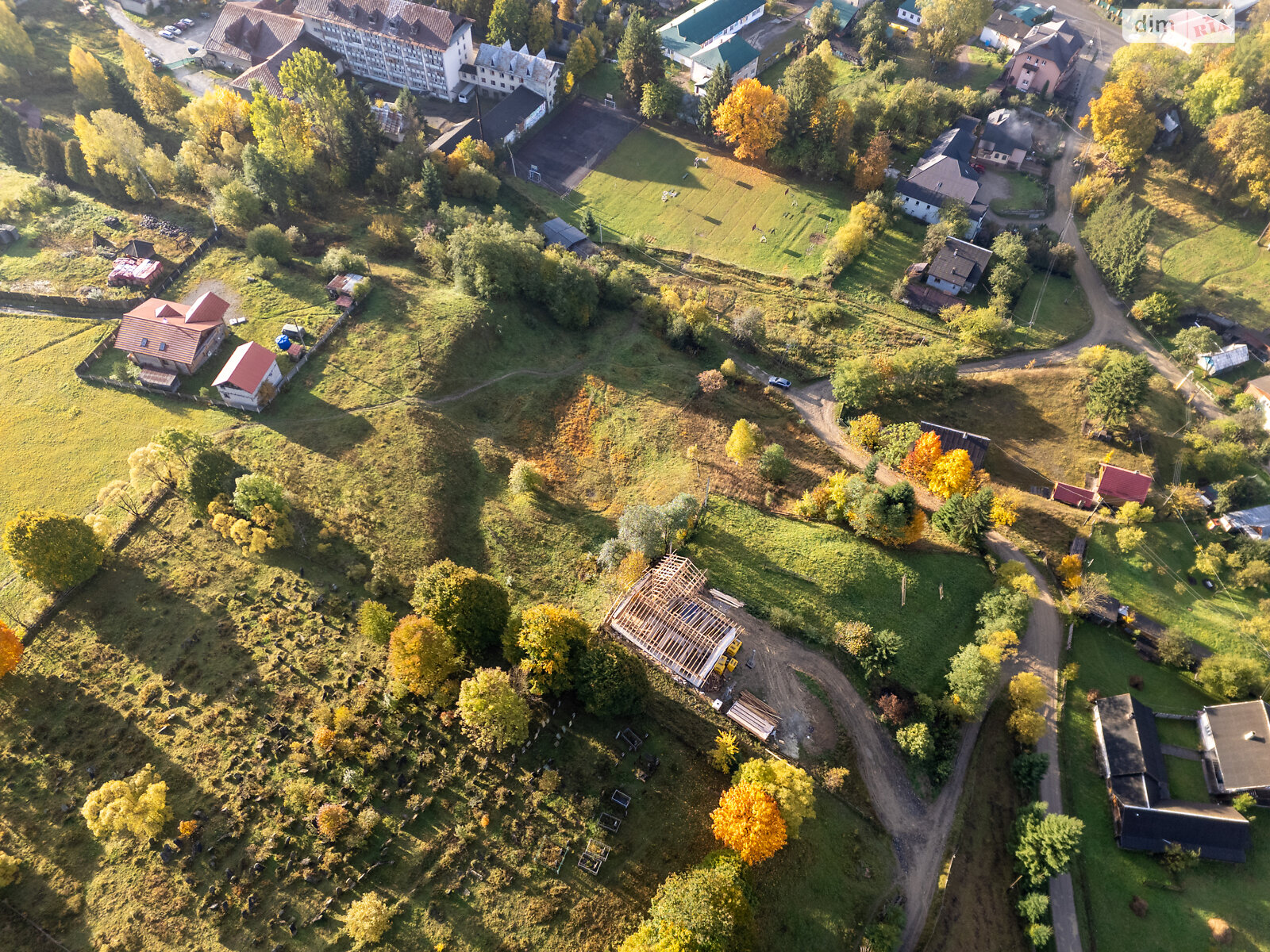 Земельный участок под жилую застройку в Ясинях, площадь 105.11 сотки фото 1 Земельный участок под жилую застройку в Ясинях, площадь 105.11 сотки фото 1