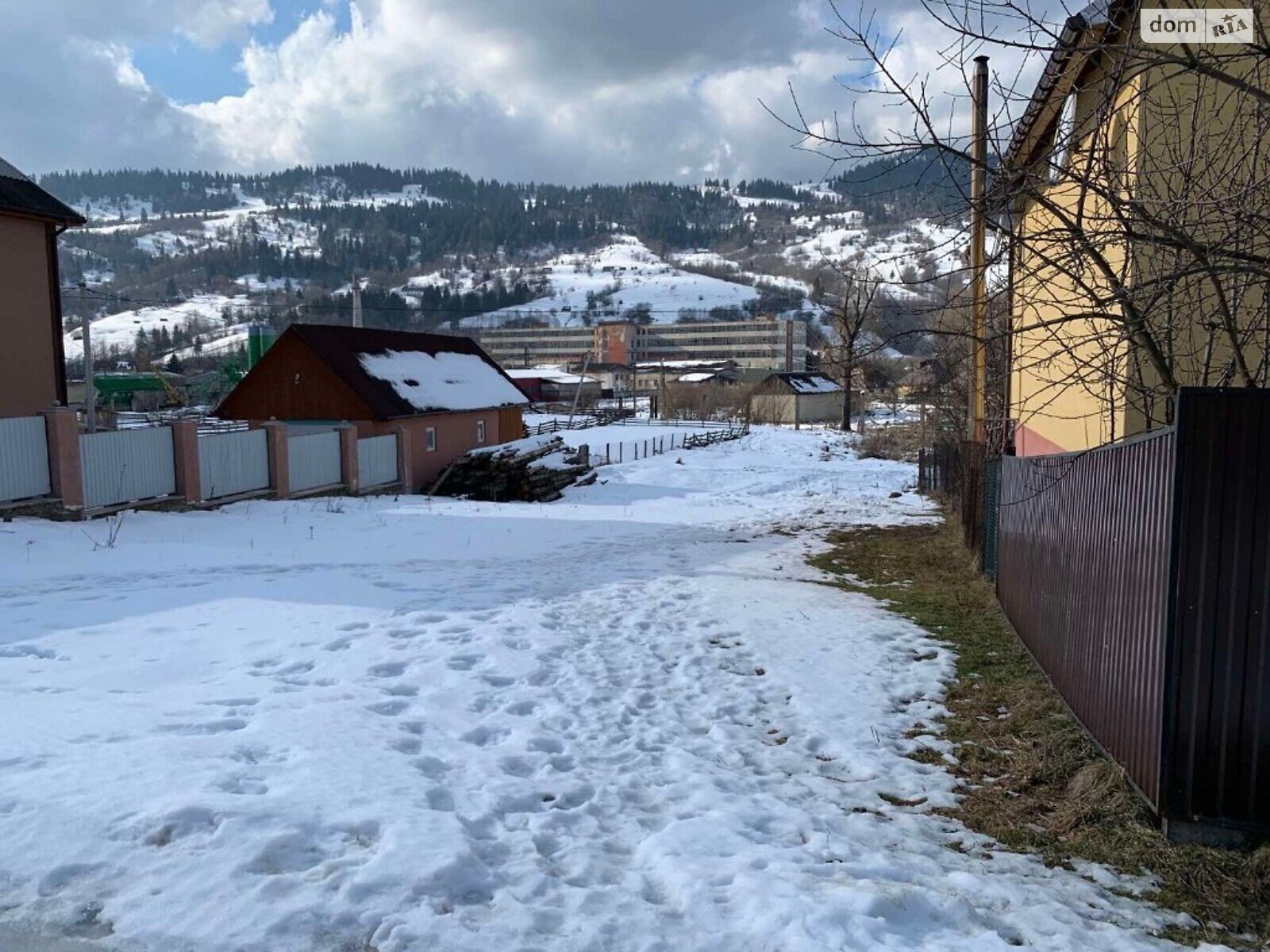 Земельный участок под жилую застройку в Ясинях, площадь 15 соток фото 1