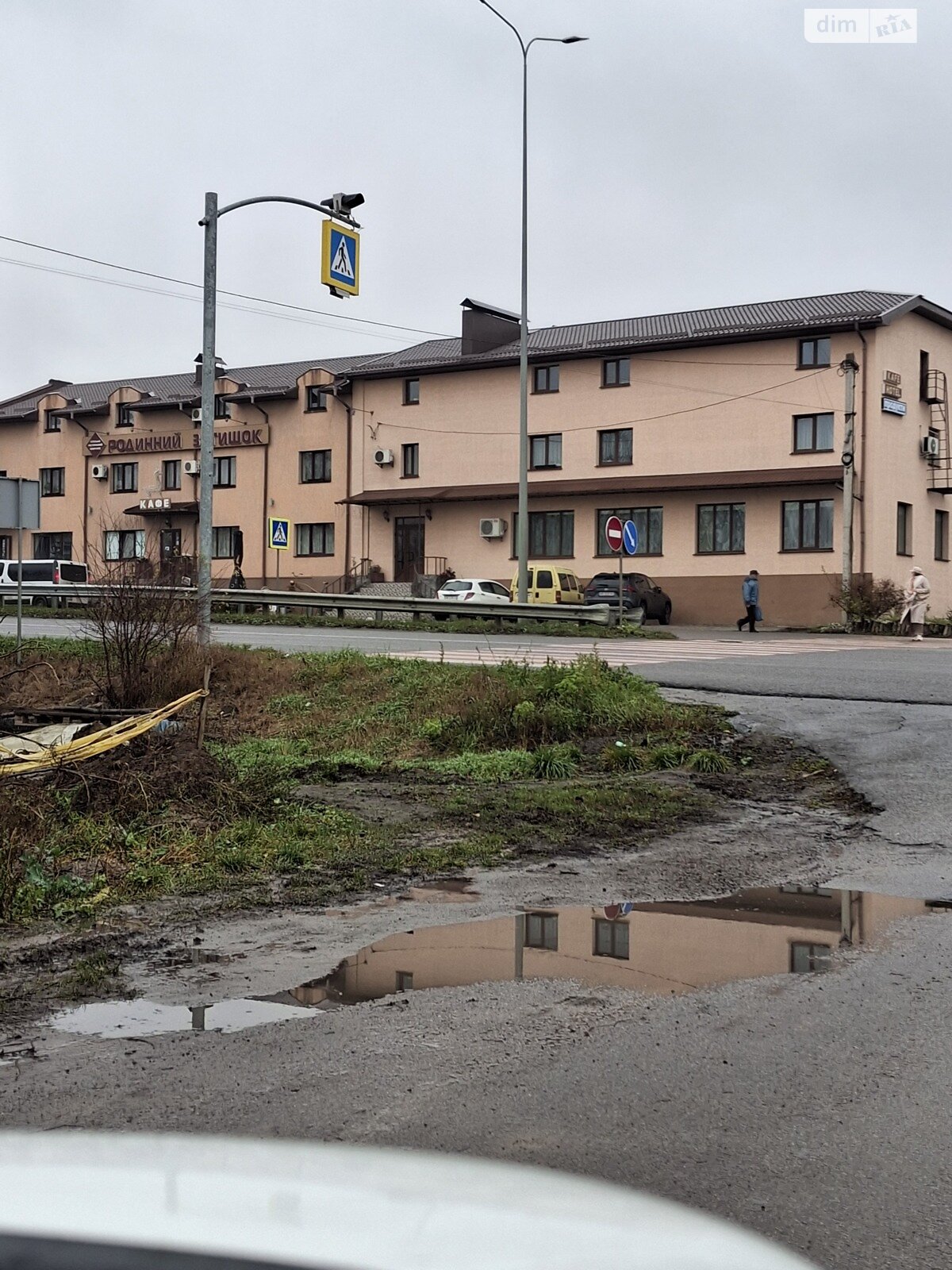 Земельный участок под жилую застройку в Зарванцах, площадь 8 соток фото 1 Земельный участок под жилую застройку в Зарванцах, площадь 8 соток фото 1