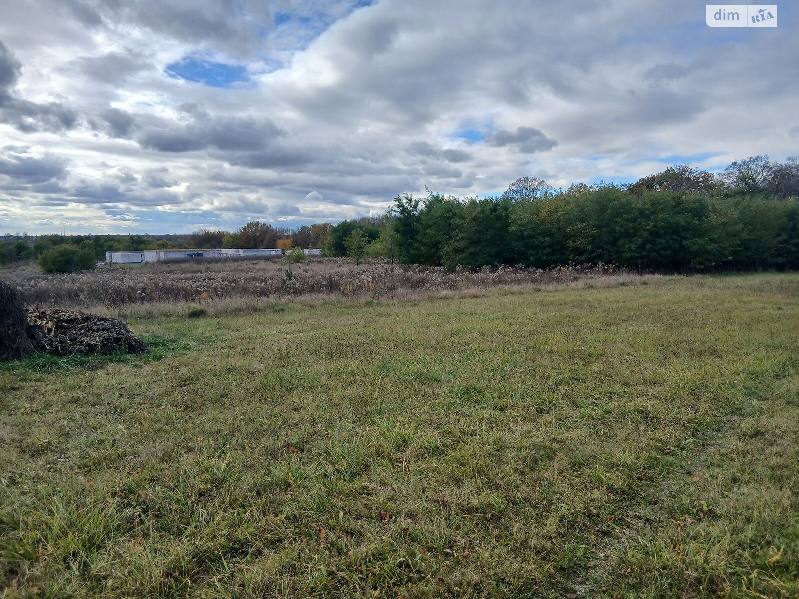 Земельный участок под жилую застройку в Зарванцах, площадь 25 соток фото 1 Земельный участок под жилую застройку в Зарванцах, площадь 25 соток фото 1