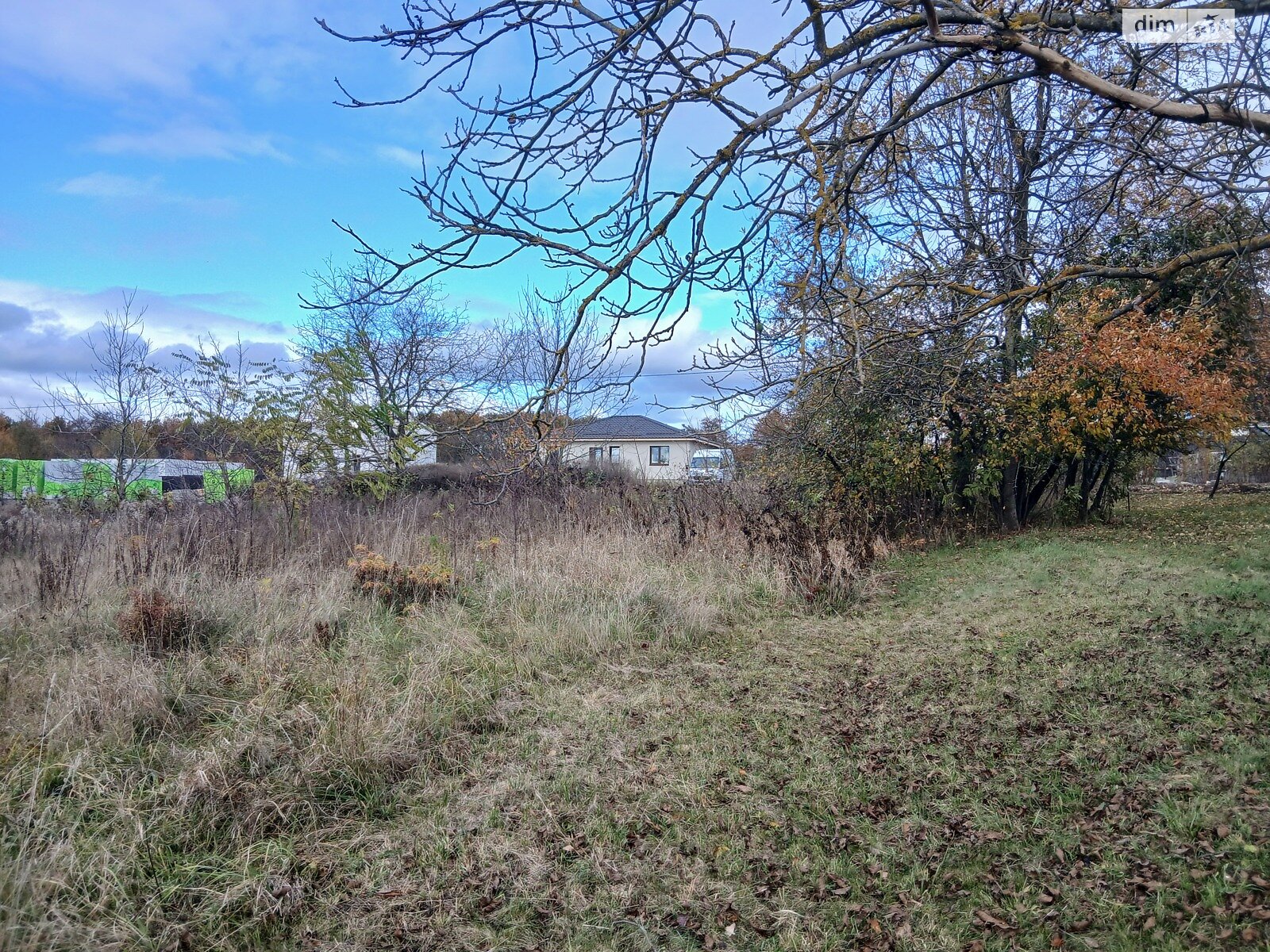 Земельный участок под жилую застройку в Зарванцах, площадь 25 соток фото 1 Земельный участок под жилую застройку в Зарванцах, площадь 25 соток фото 1