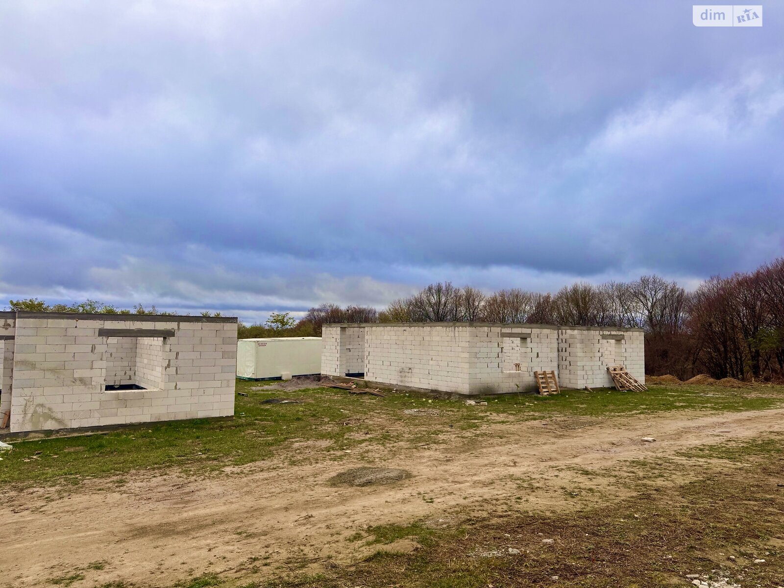 Земельный участок под жилую застройку в Зарванцах, площадь 45 соток фото 1