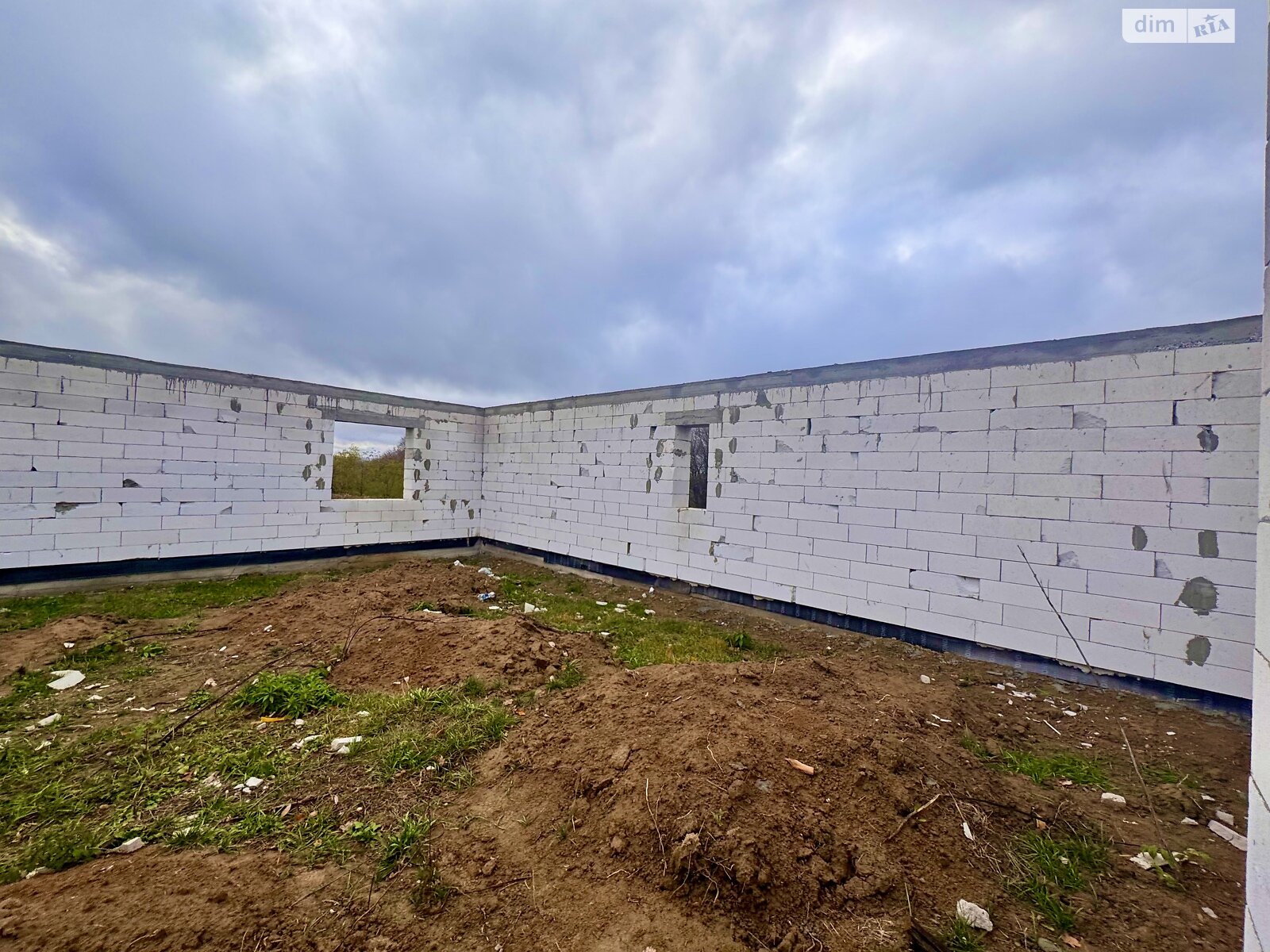 Земельный участок под жилую застройку в Зарванцах, площадь 45 соток фото 1