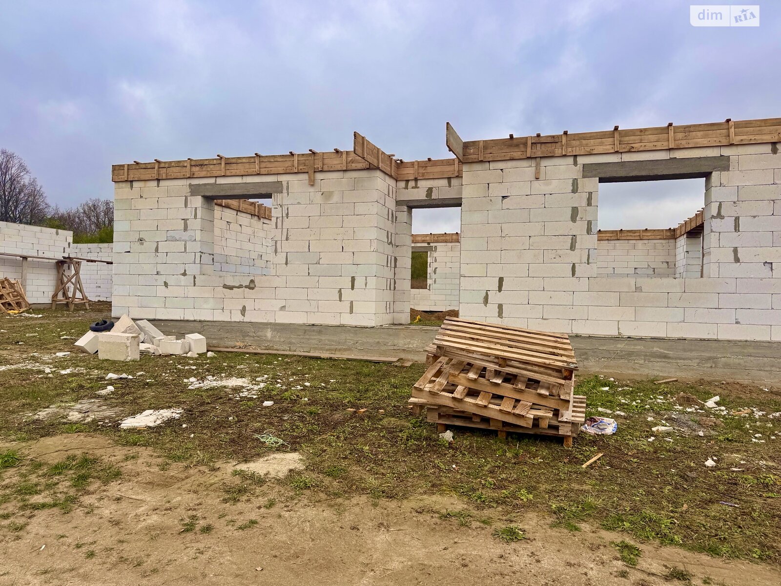 Земельный участок под жилую застройку в Зарванцах, площадь 45 соток фото 1