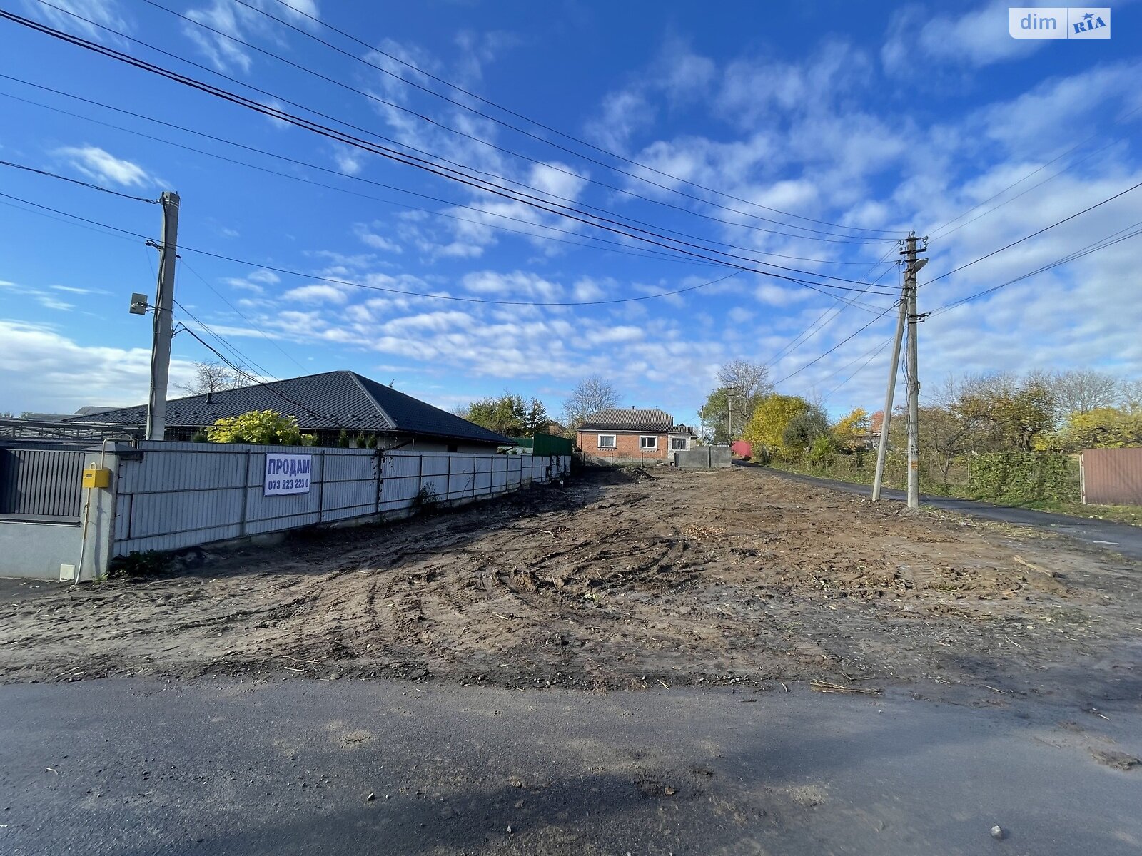 Земельный участок под жилую застройку в Зарванцах, площадь 6 соток фото 1 Земельный участок под жилую застройку в Зарванцах, площадь 6 соток фото 1