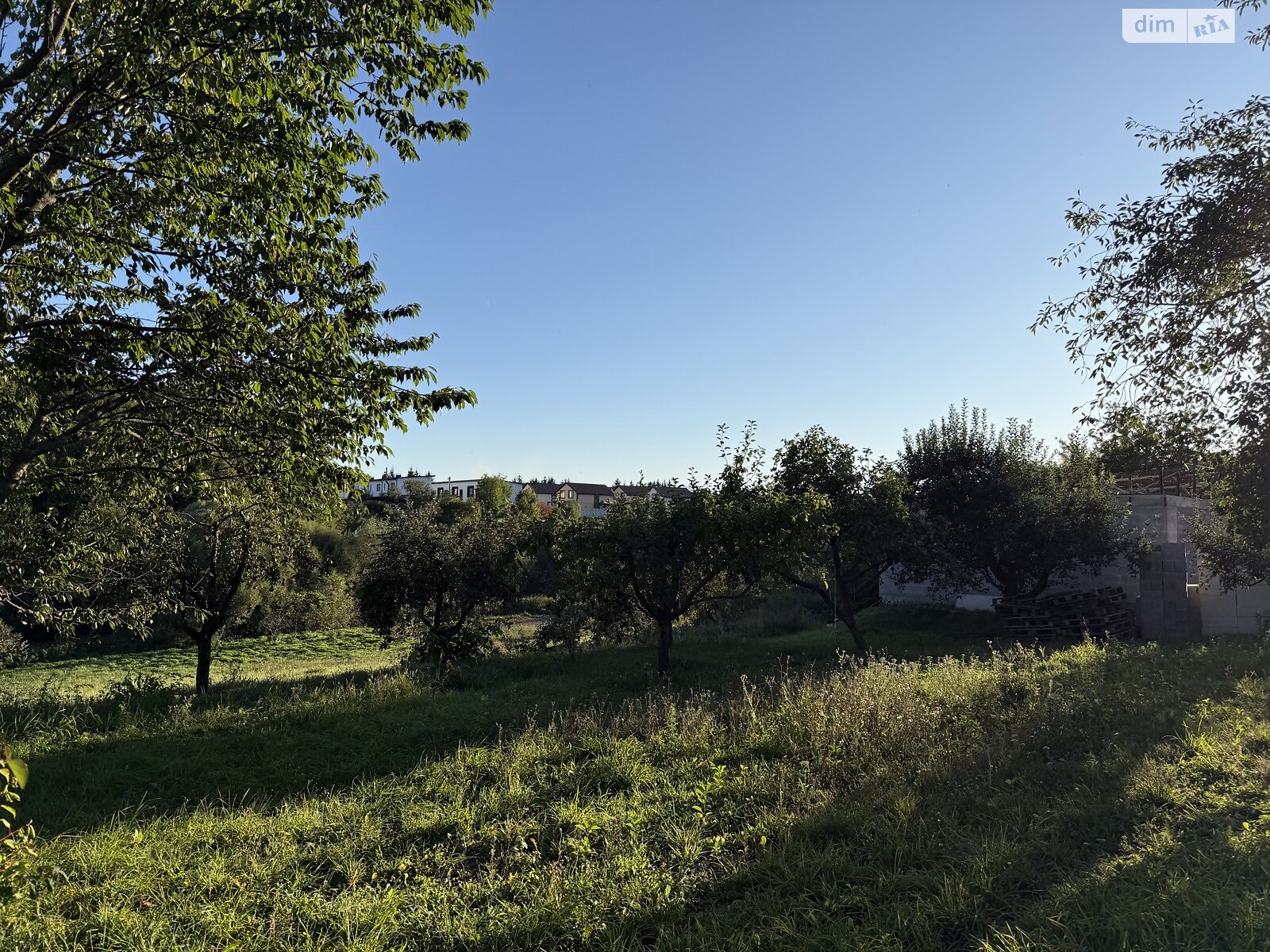 Земельный участок под жилую застройку в Зарванцах, площадь 19.2 сотки фото 1 Земельный участок под жилую застройку в Зарванцах, площадь 19.2 сотки фото 1