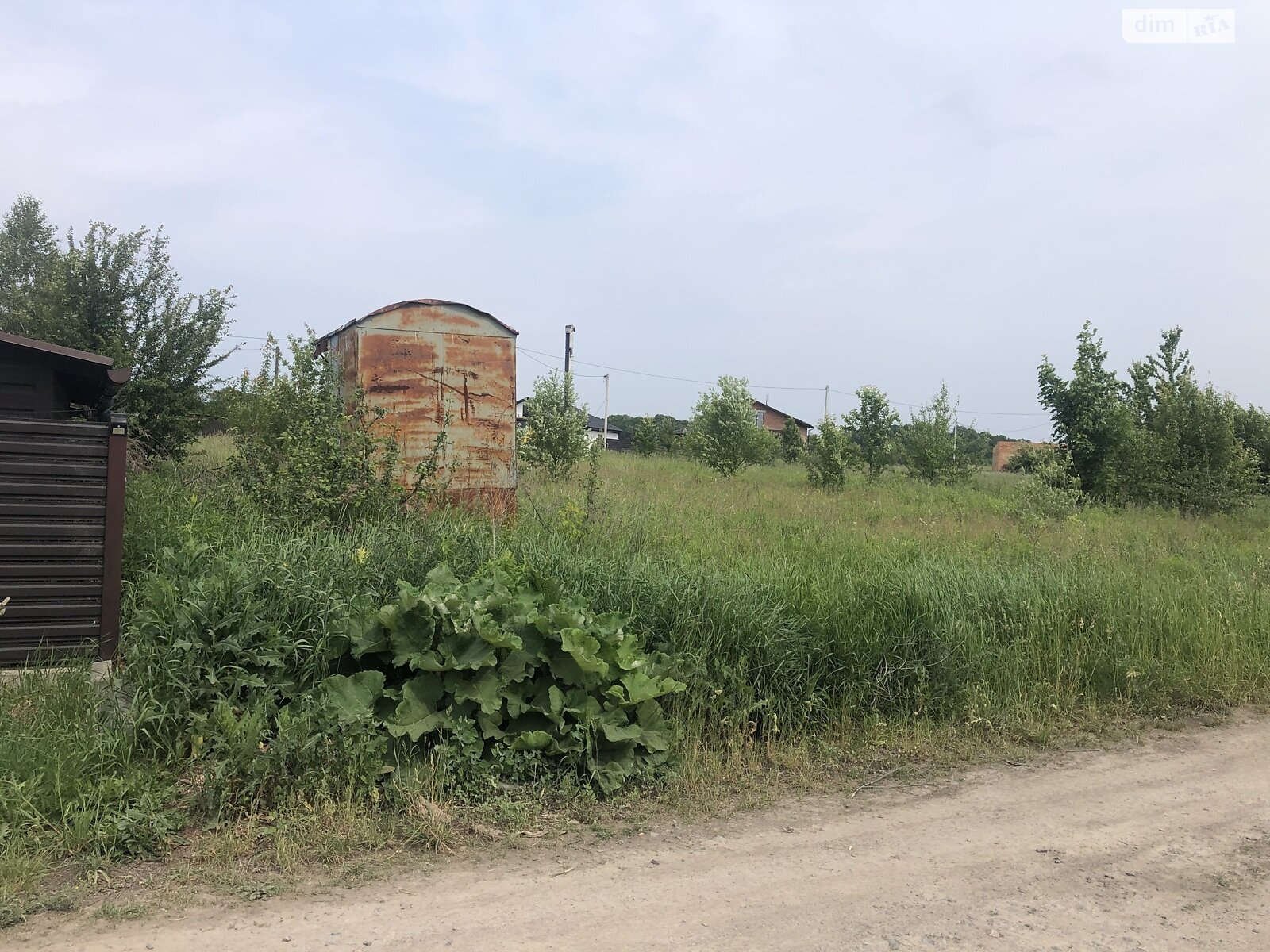Земельна ділянка під житлову забудову в Якушинцях, площа 15 соток фото 1 Земельна ділянка під житлову забудову в Якушинцях, площа 15 соток фото 1
