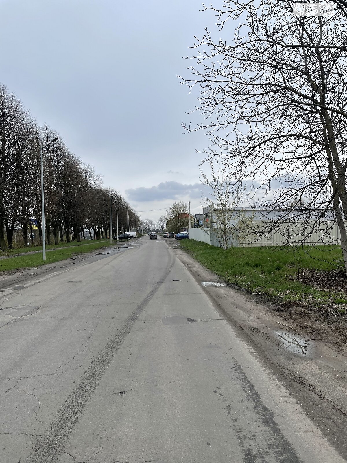 Земельный участок под жилую застройку в Зарванцах, площадь 200 соток фото 1 Земельный участок под жилую застройку в Зарванцах, площадь 200 соток фото 1