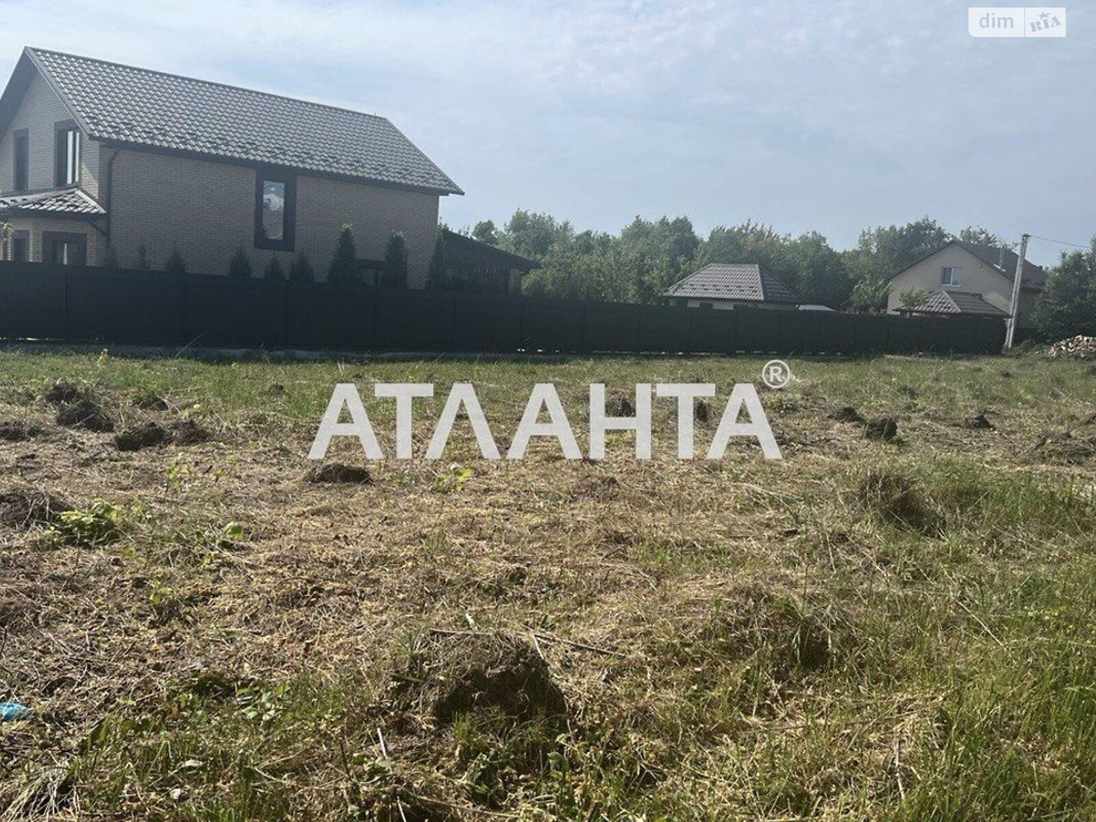 Земельна ділянка під житлову забудову в Зарванцях, площа 12 соток фото 1 Земельна ділянка під житлову забудову в Зарванцях, площа 12 соток фото 1