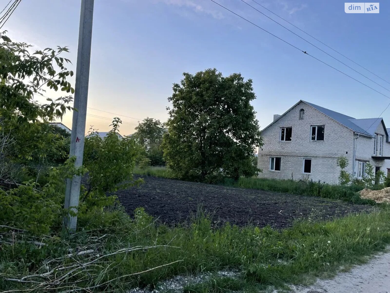 Земля під житлову забудову в Збаражі, район Збараж, площа 8 соток фото 1 Земля під житлову забудову в Збаражі, район Збараж, площа 8 соток фото 1
