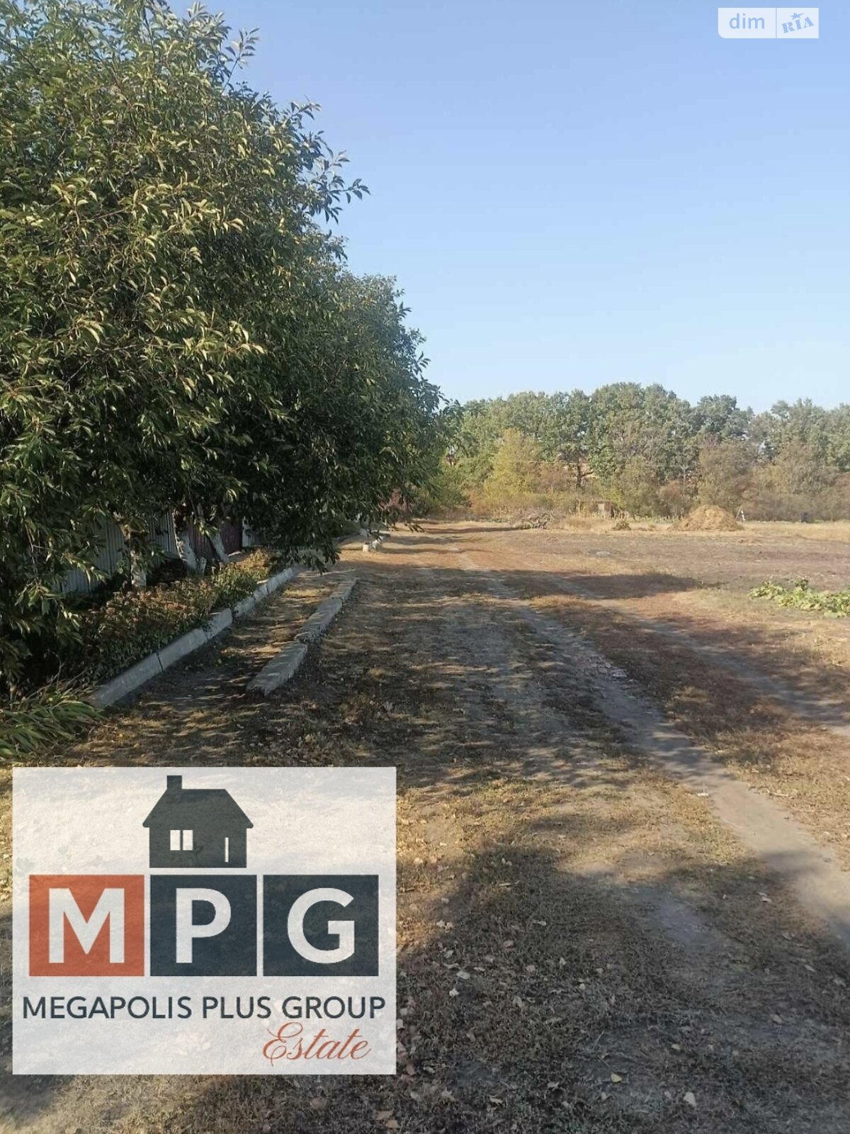 Земельный участок под жилую застройку в Змиёве, площадь 12 соток фото 1