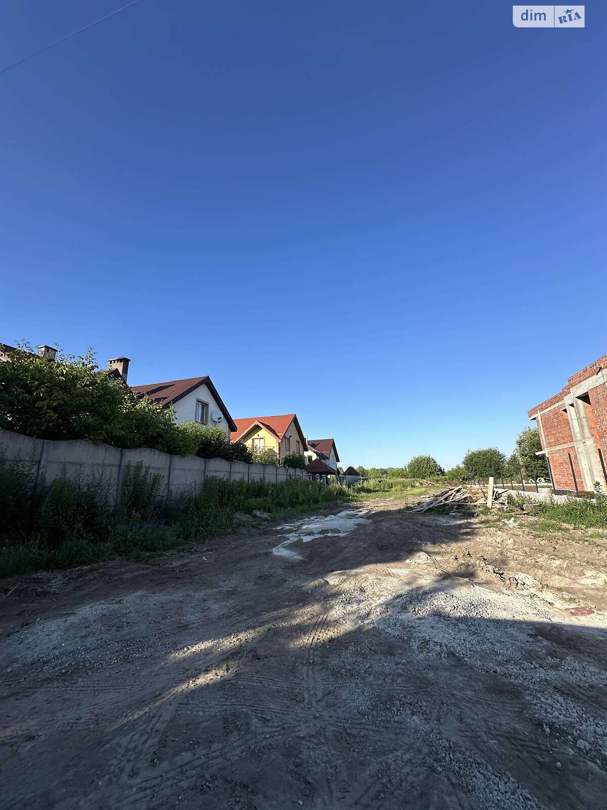 Земельный участок под жилую застройку в Зубре, площадь 10 соток фото 1 Земельный участок под жилую застройку в Зубре, площадь 10 соток фото 1