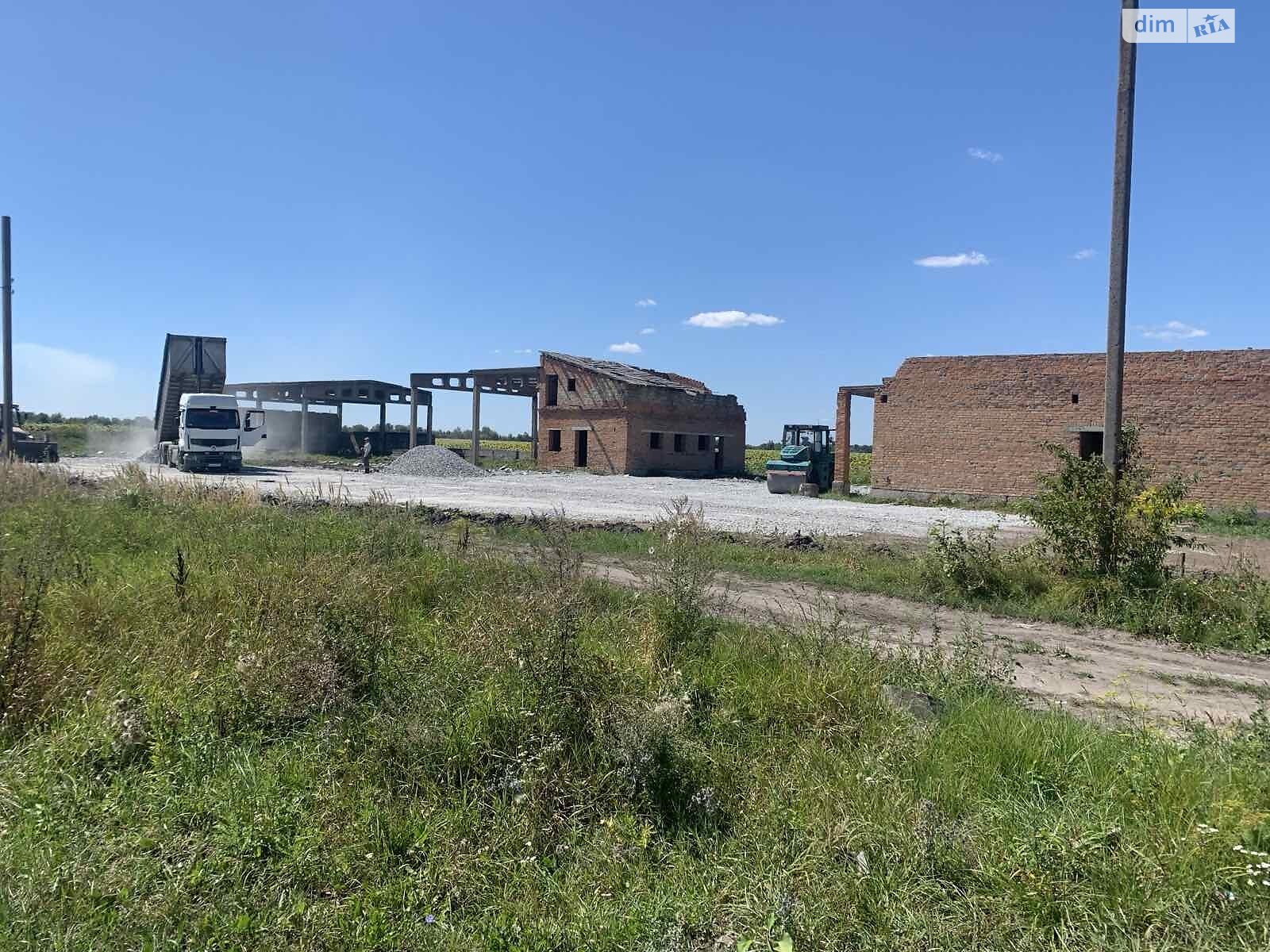 Земельный участок коммерческого назначения в Дворце, площадь 30 соток фото 1 Земельный участок коммерческого назначения в Дворце, площадь 30 соток фото 1