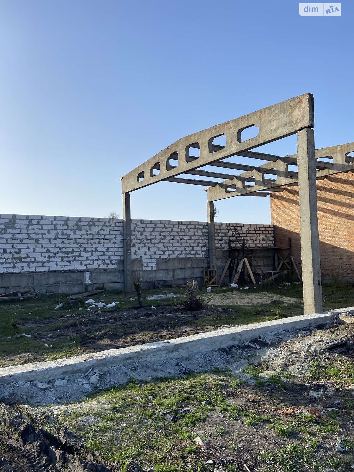 Земельный участок коммерческого назначения в Дворце, площадь 30 соток фото 1 Земельный участок коммерческого назначения в Дворце, площадь 30 соток фото 1