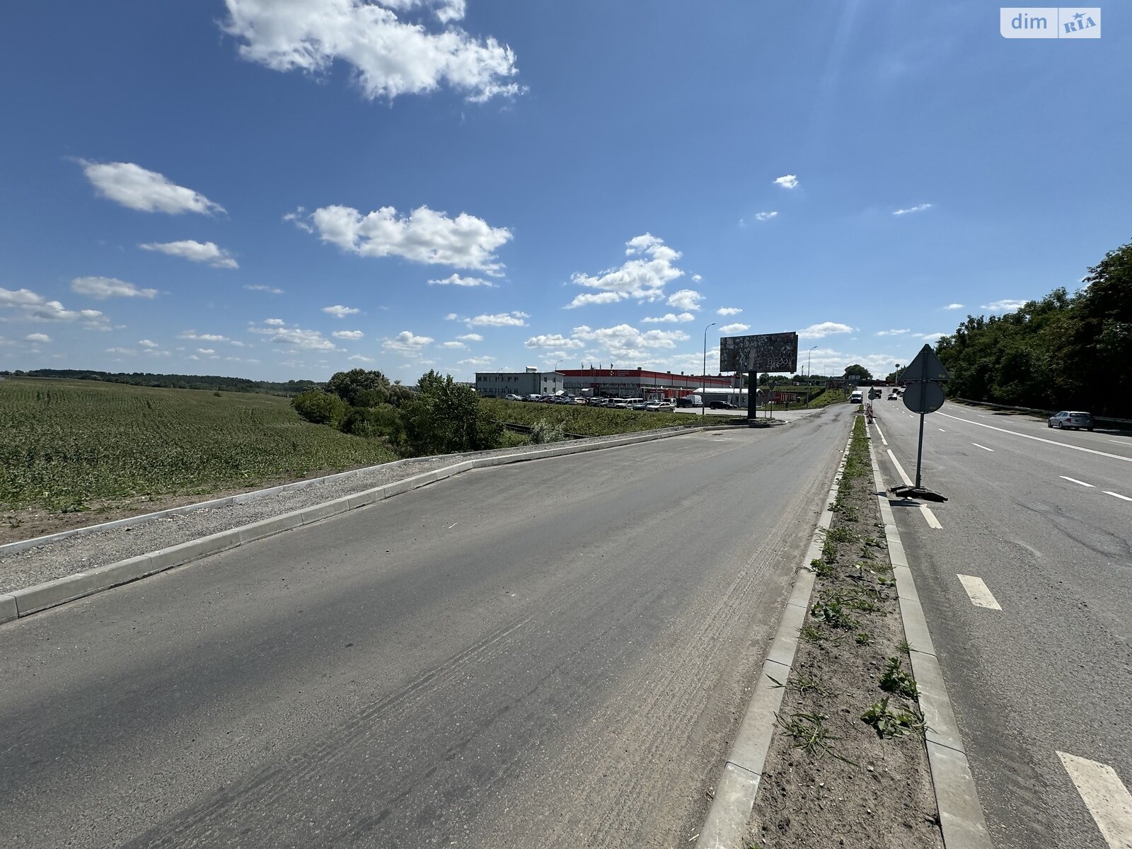 Земля коммерческого назначения в Хмельницком, район Ружична, площадь 800 соток фото 1 Земля коммерческого назначения в Хмельницком, район Ружична, площадь 800 соток фото 1