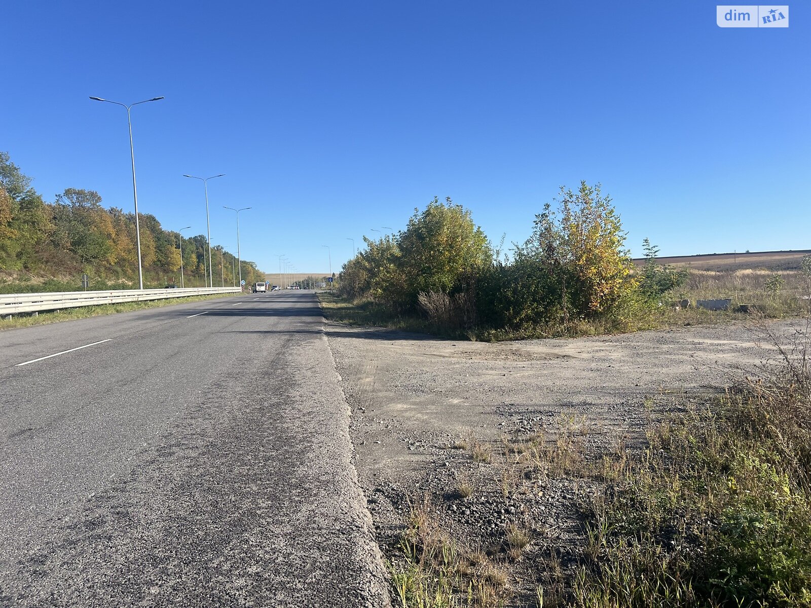Земельна ділянка комерційного призначення в Пашківцях, площа 40 соток фото 1 Земельна ділянка комерційного призначення в Пашківцях, площа 40 соток фото 1
