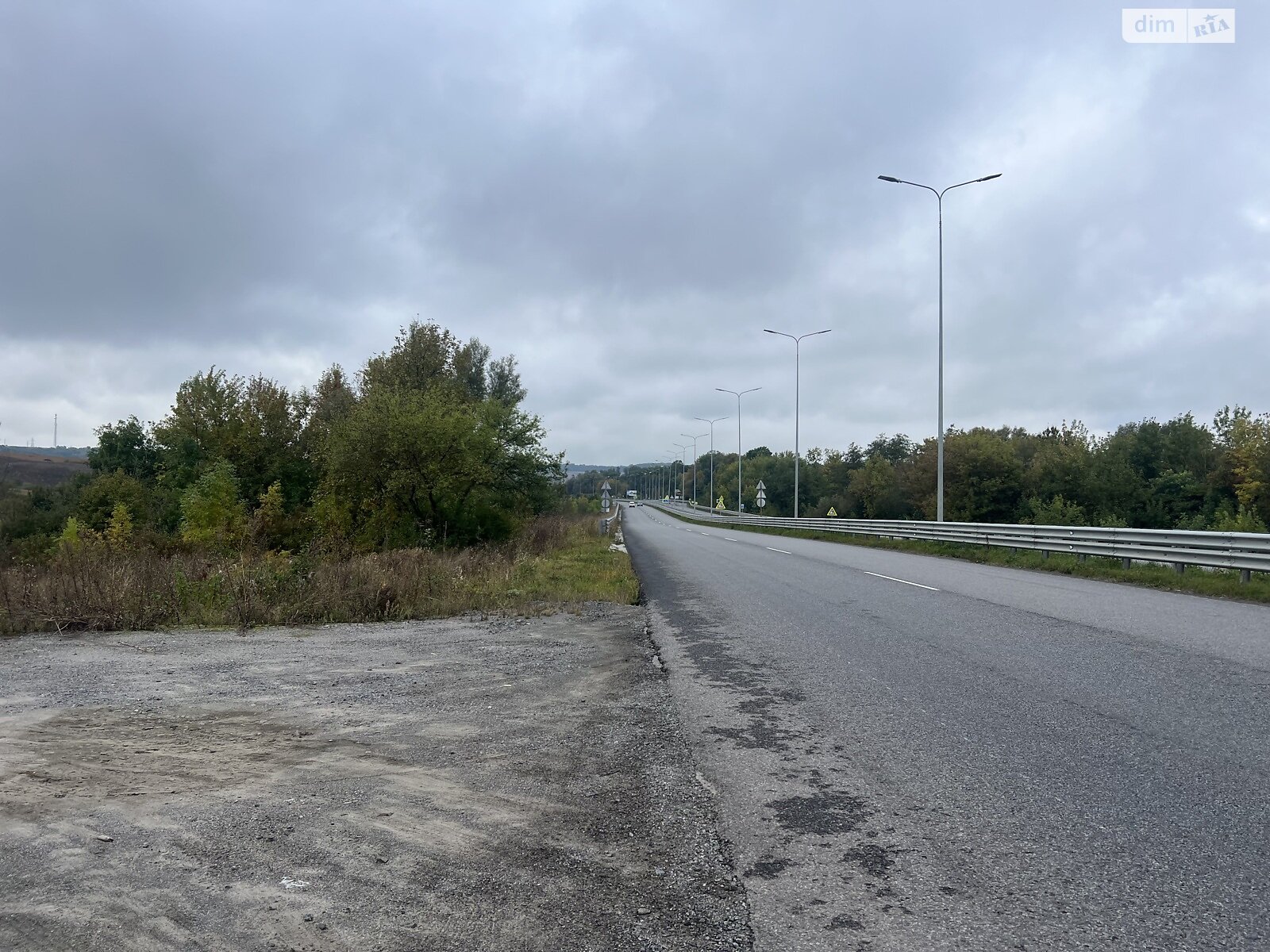 Земельна ділянка комерційного призначення в Пашківцях, площа 40 соток фото 1 Земельна ділянка комерційного призначення в Пашківцях, площа 40 соток фото 1