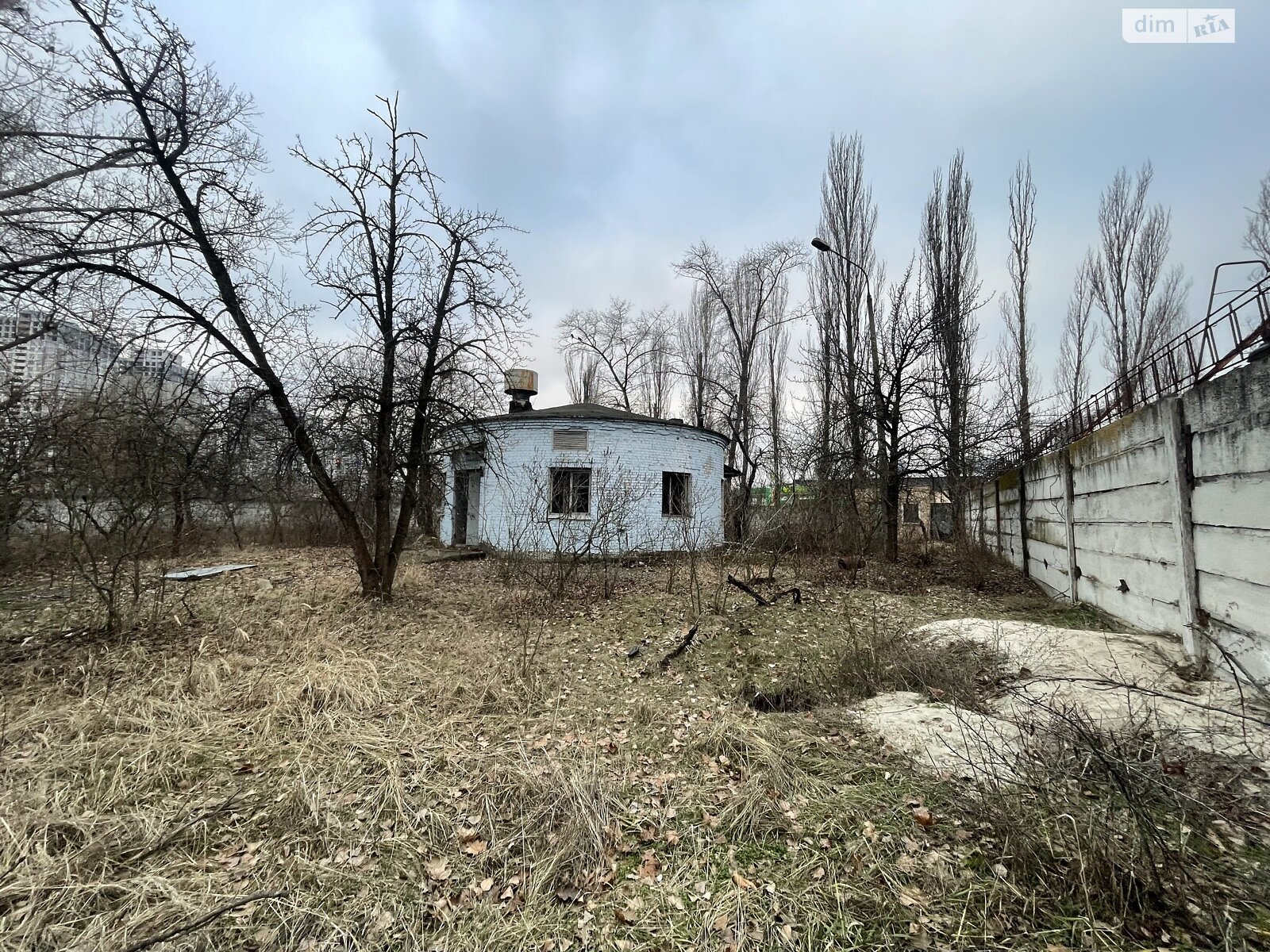 Земельный участок коммерческого назначения в Киеве, площадь 0.1293 сотки фото 1 Земельный участок коммерческого назначения в Киеве, площадь 0.1293 сотки фото 1