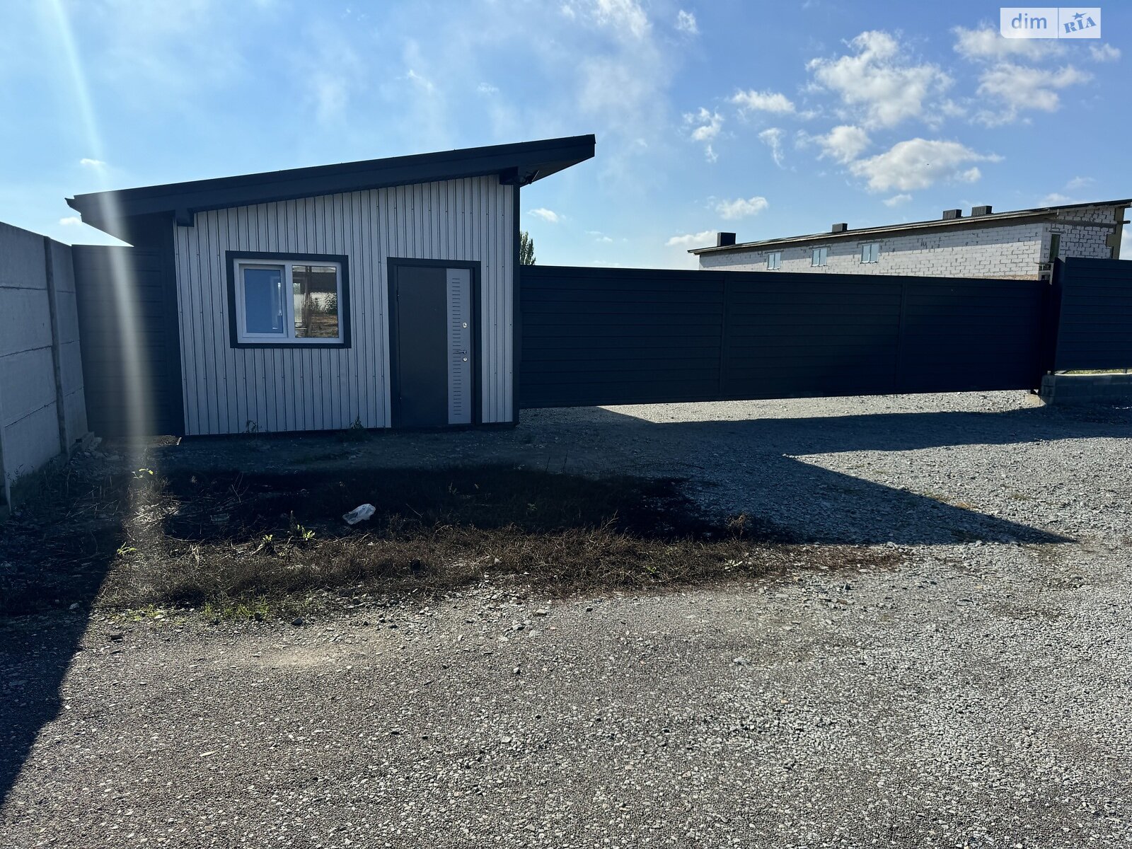 Земельный участок коммерческого назначения в Корнине, площадь 7.14 сотки фото 1 Земельный участок коммерческого назначения в Корнине, площадь 7.14 сотки фото 1