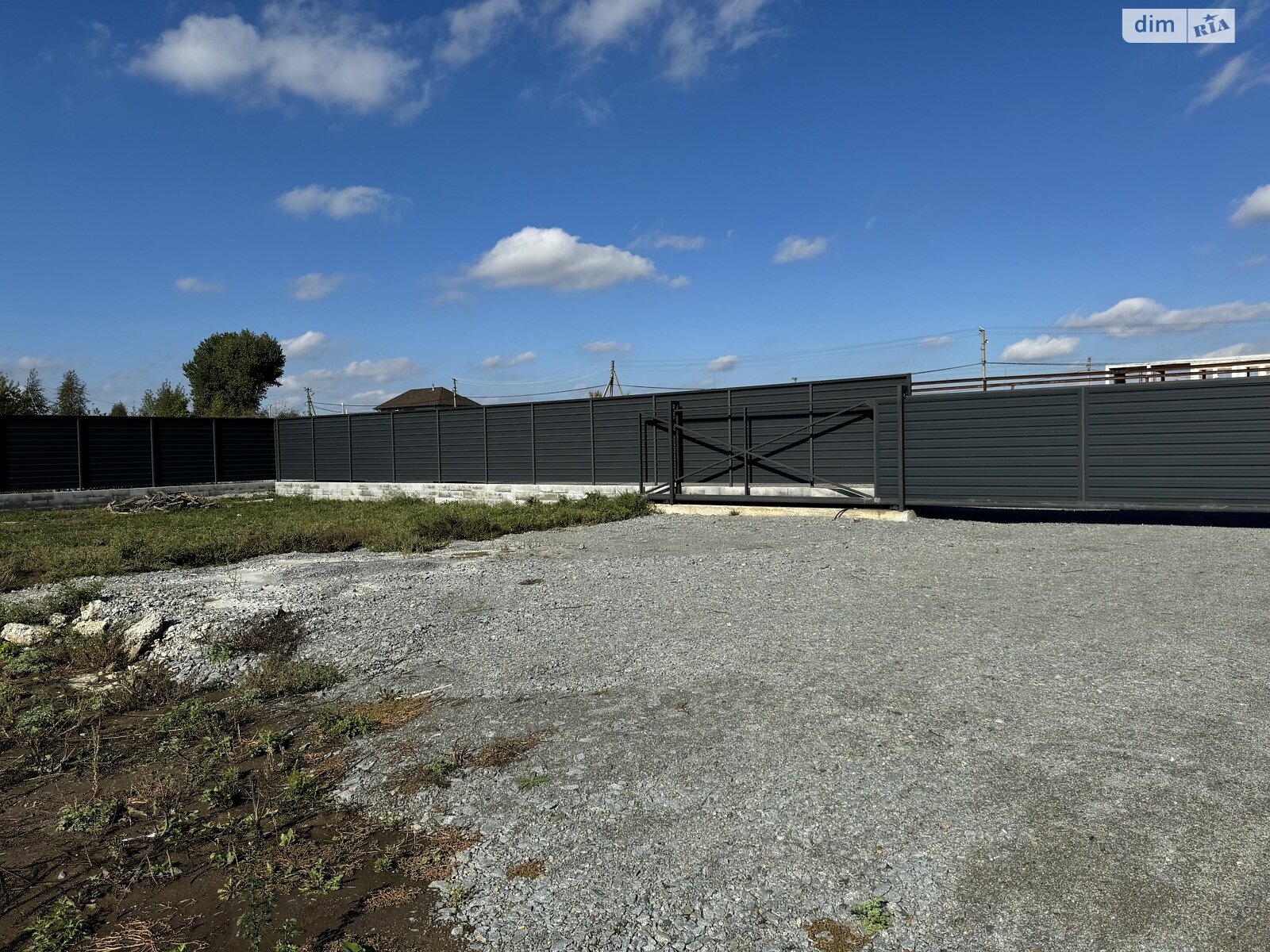 Земельный участок коммерческого назначения в Корнине, площадь 7.14 сотки фото 1 Земельный участок коммерческого назначения в Корнине, площадь 7.14 сотки фото 1