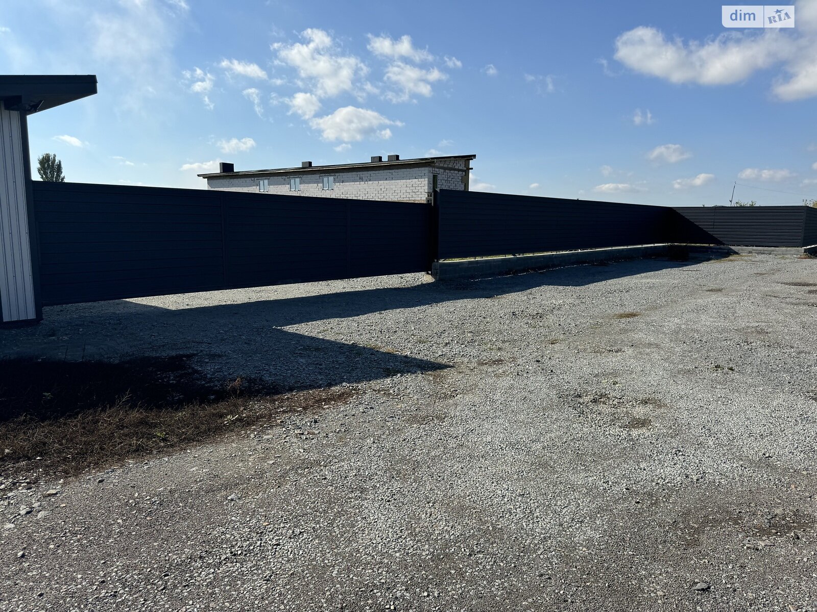 Земельный участок коммерческого назначения в Корнине, площадь 75.58 сотки фото 1