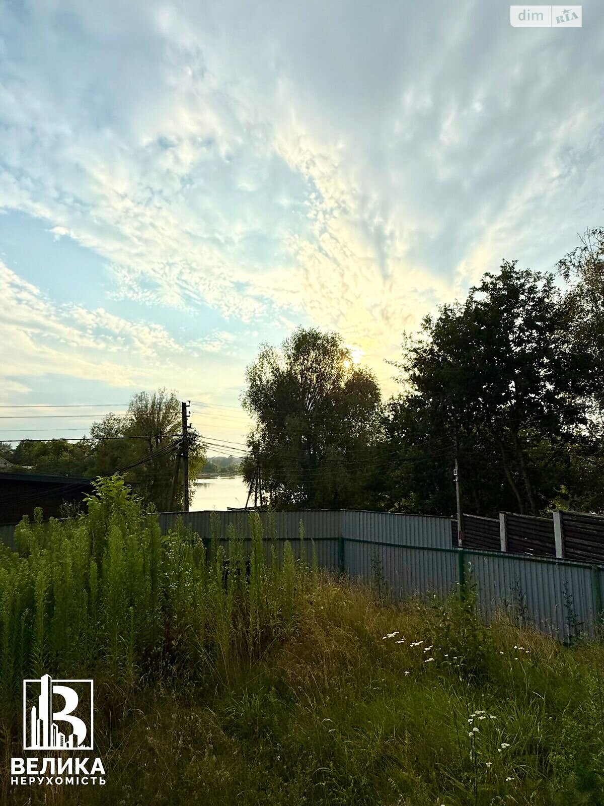 Земельный участок коммерческого назначения в Крюковщине, площадь 5.8 сотки фото 1 Земельный участок коммерческого назначения в Крюковщине, площадь 5.8 сотки фото 1