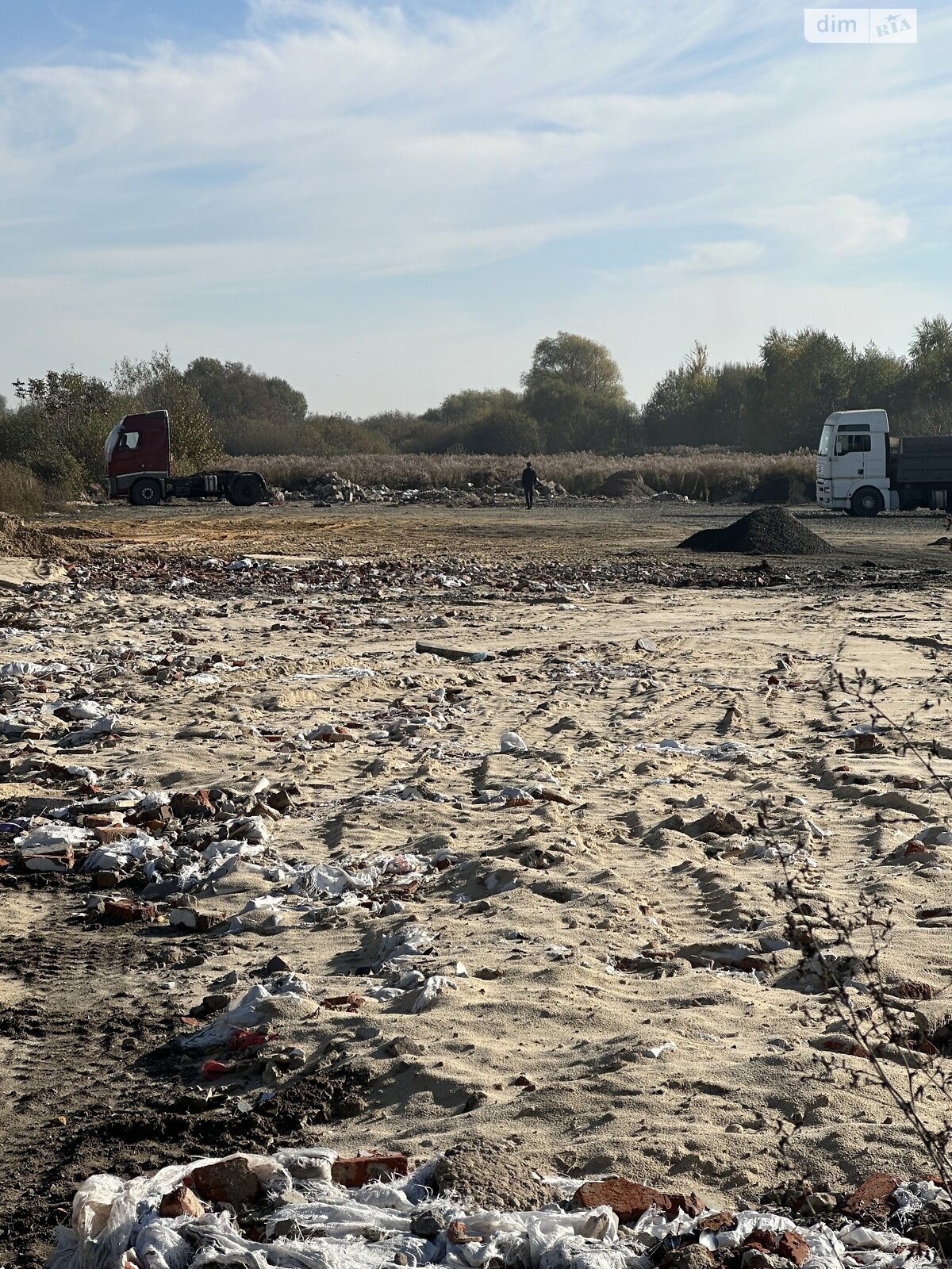 Земельна ділянка комерційного призначення в Липинах, площа 80 соток фото 1 Земельна ділянка комерційного призначення в Липинах, площа 80 соток фото 1