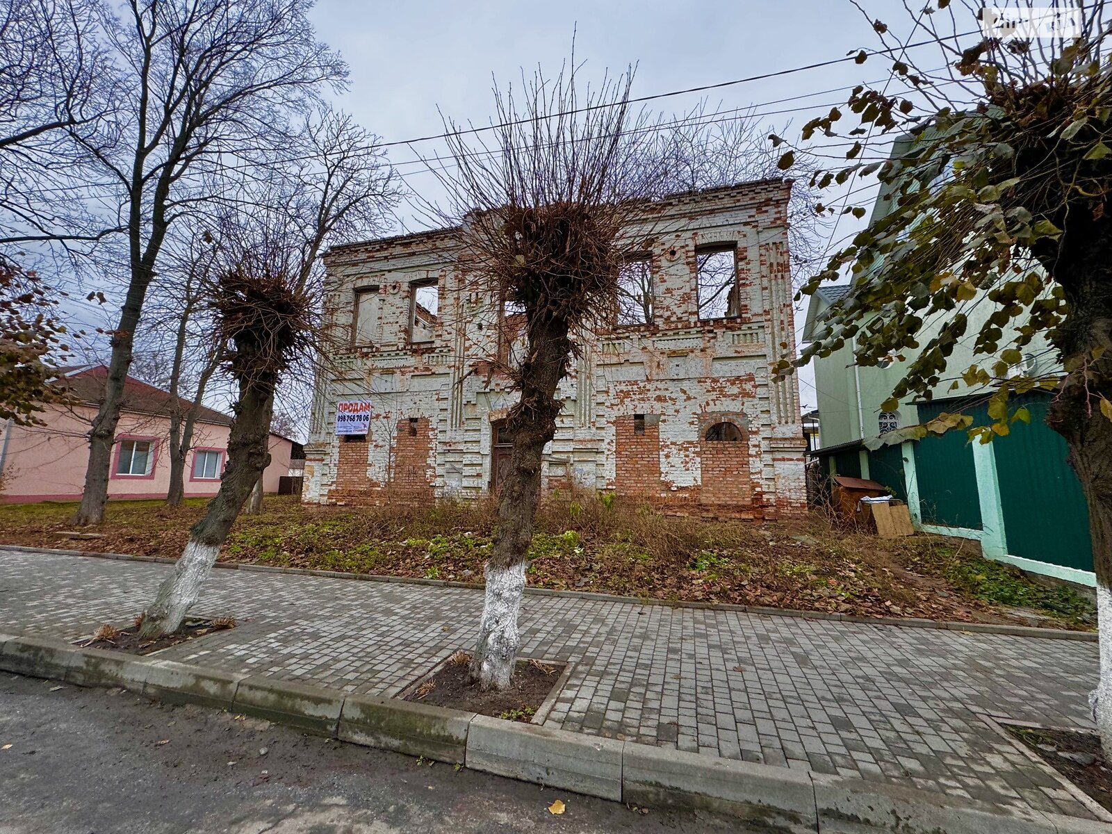 Земля коммерческого назначения в Липовце, район Липовец, площадь 3.3 сотки фото 1 Земля коммерческого назначения в Липовце, район Липовец, площадь 3.3 сотки фото 1