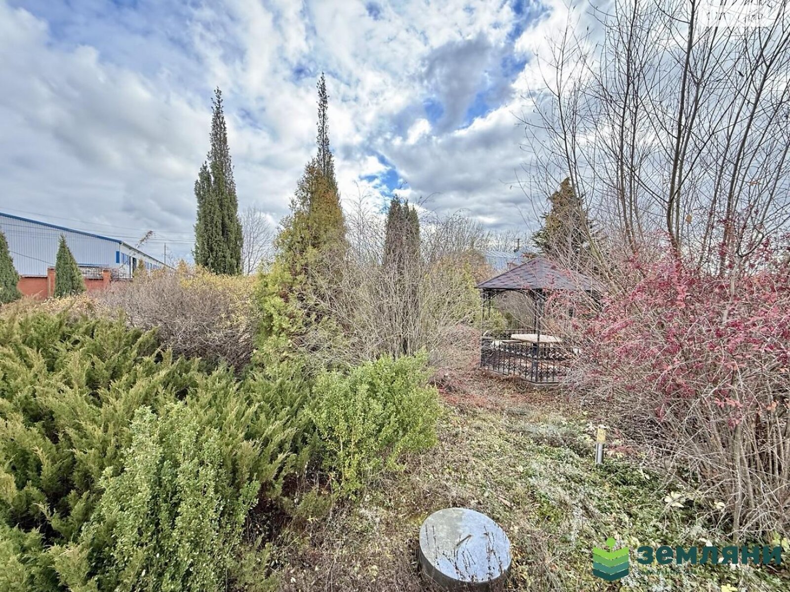 Земельна ділянка комерційного призначення в Микитинцях, площа 1.0048 Га фото 1