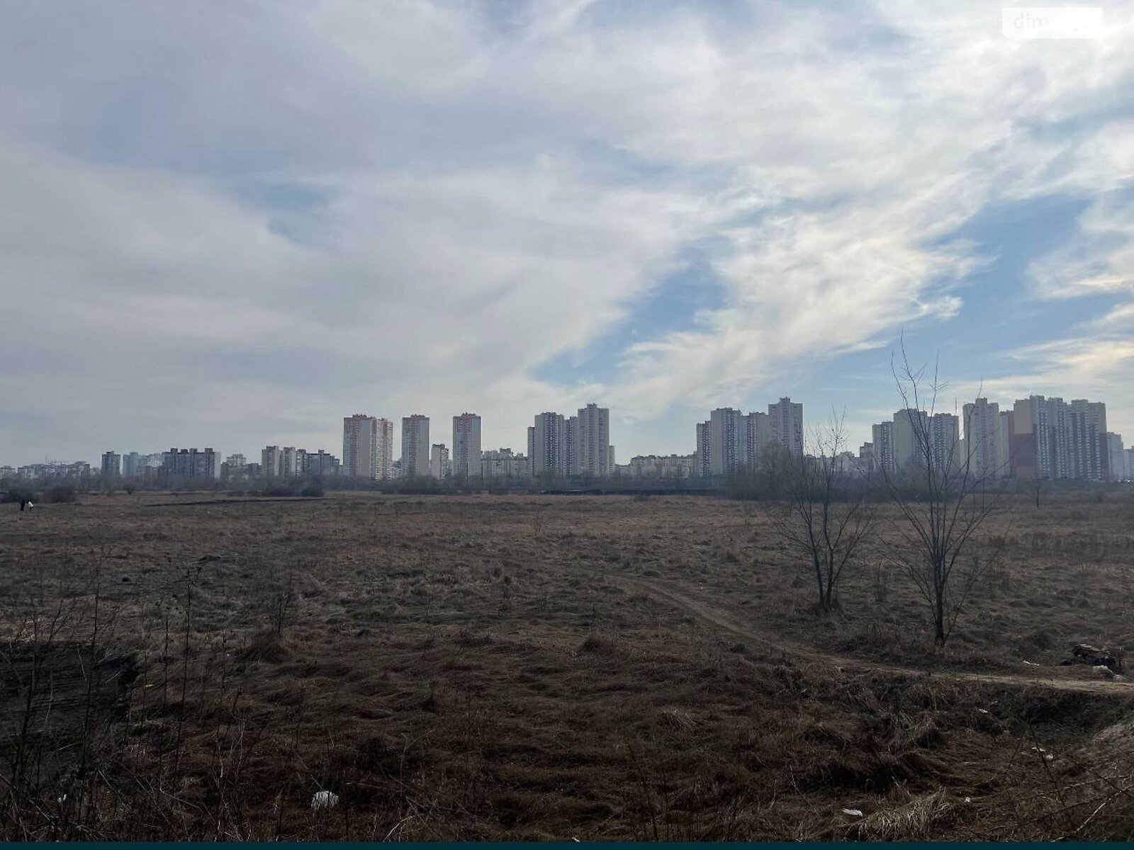 Земельна ділянка комерційного призначення в Погребах, площа 1.64 Га фото 1 Земельна ділянка комерційного призначення в Погребах, площа 1.64 Га фото 1