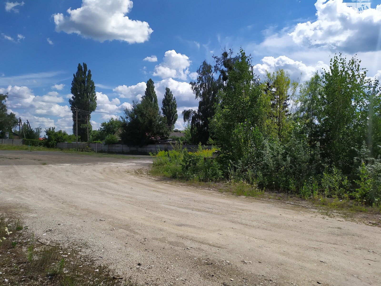 Земля комерційного призначення в Радомишлі, район Радомишль, площа 1 Га фото 1