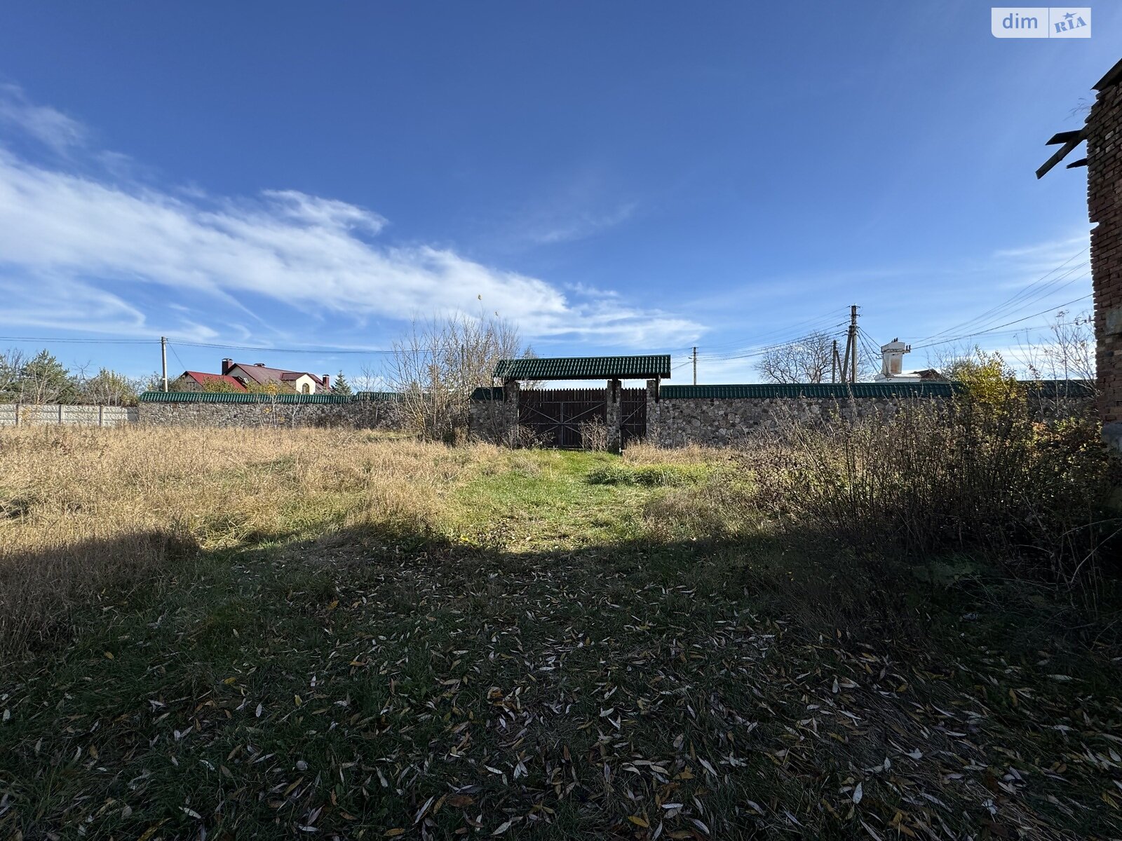 Земельный участок коммерческого назначения в Селище, площадь 27.7 сотки фото 1 Земельный участок коммерческого назначения в Селище, площадь 27.7 сотки фото 1