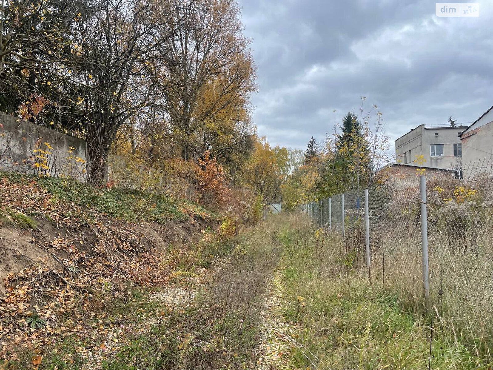 Земля коммерческого назначения в Тернополе, район Промышленный Северный, площадь 18 соток фото 1 Земля коммерческого назначения в Тернополе, район Промышленный Северный, площадь 18 соток фото 1