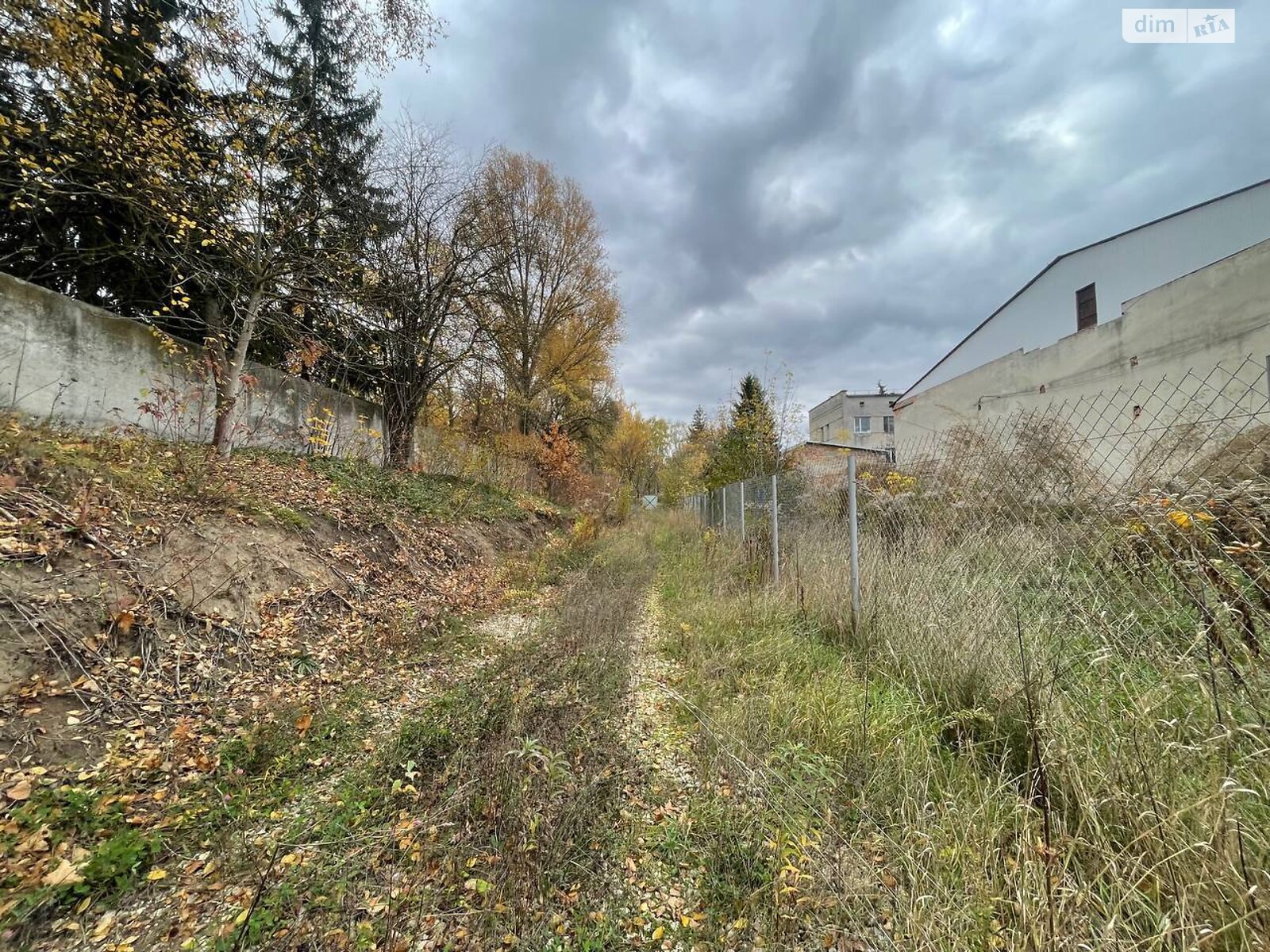 Земля коммерческого назначения в Тернополе, район Промышленный Северный, площадь 18 соток фото 1 Земля коммерческого назначения в Тернополе, район Промышленный Северный, площадь 18 соток фото 1