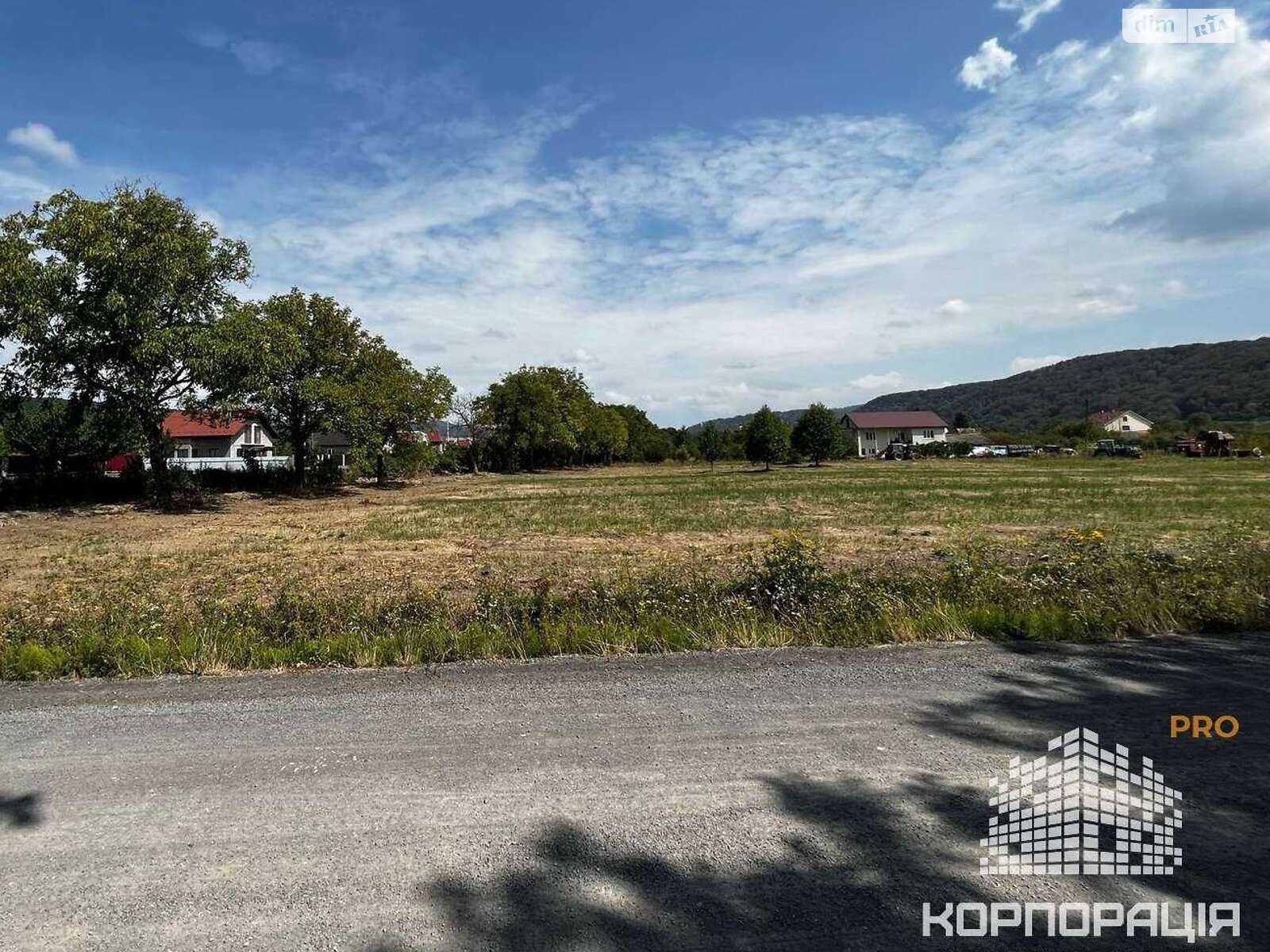 Земля комерційного призначення в Ужгороді, район Червениця, площа 6 соток фото 1