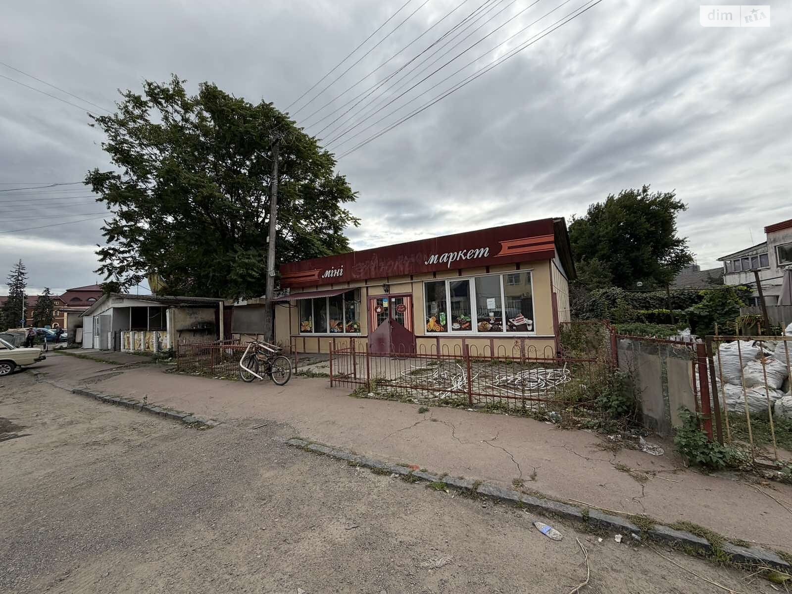 Земля комерційного призначення в Ужгороді, район Центр, площа 3.69 сотки фото 1