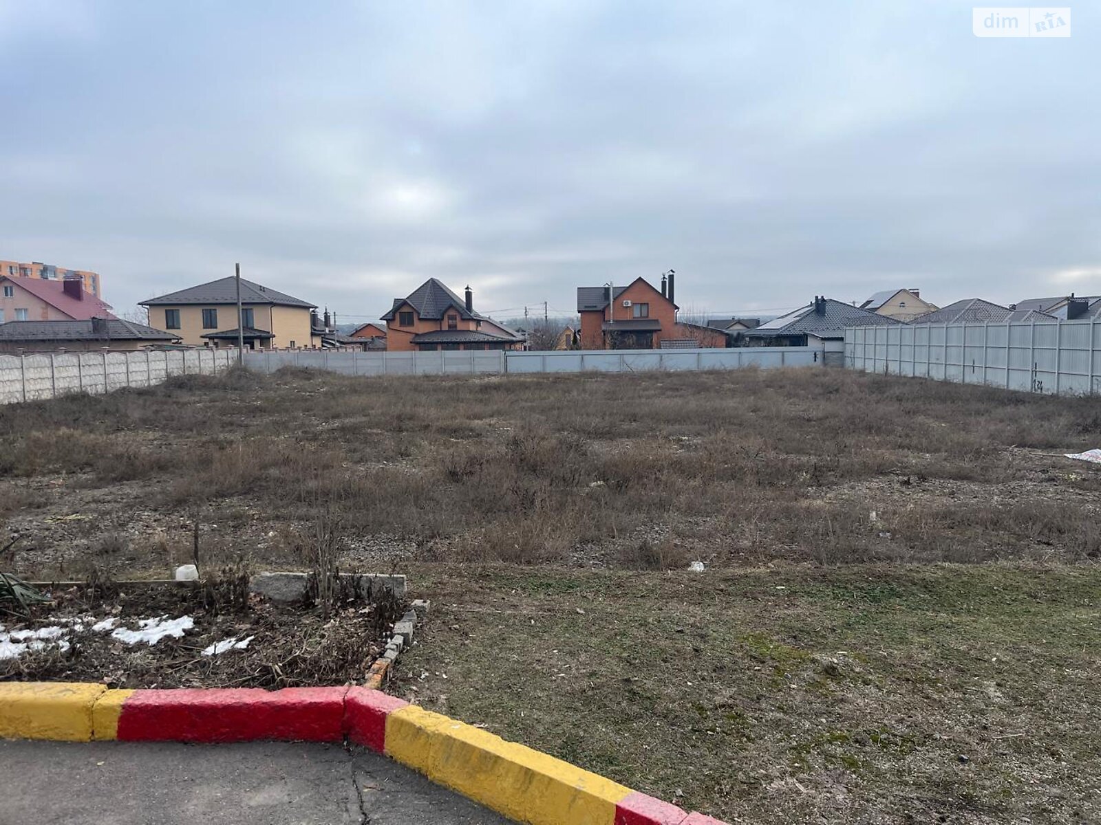 Земельна ділянка комерційного призначення в Вінницьких Хуторах, площа 20 соток фото 1 Земельна ділянка комерційного призначення в Вінницьких Хуторах, площа 20 соток фото 1