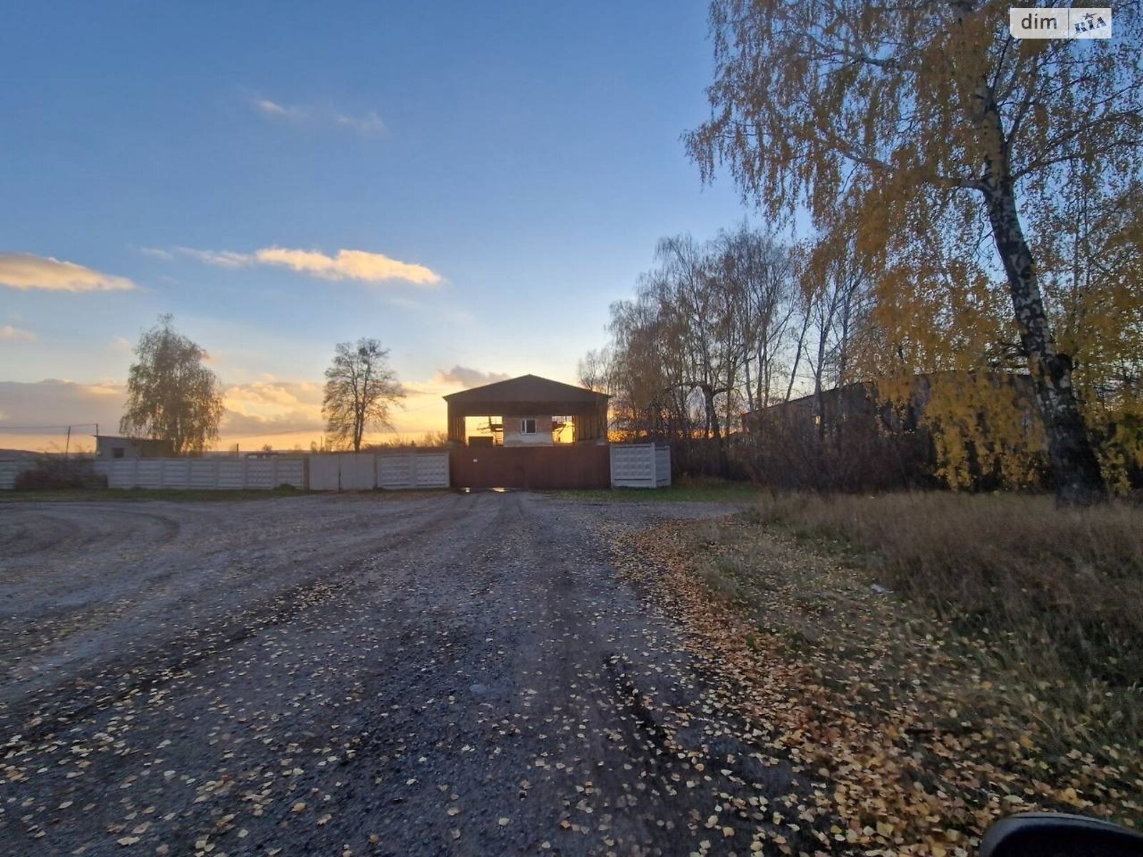 Земельна ділянка комерційного призначення в Вороновиці, площа 4 Га фото 1 Земельна ділянка комерційного призначення в Вороновиці, площа 4 Га фото 1