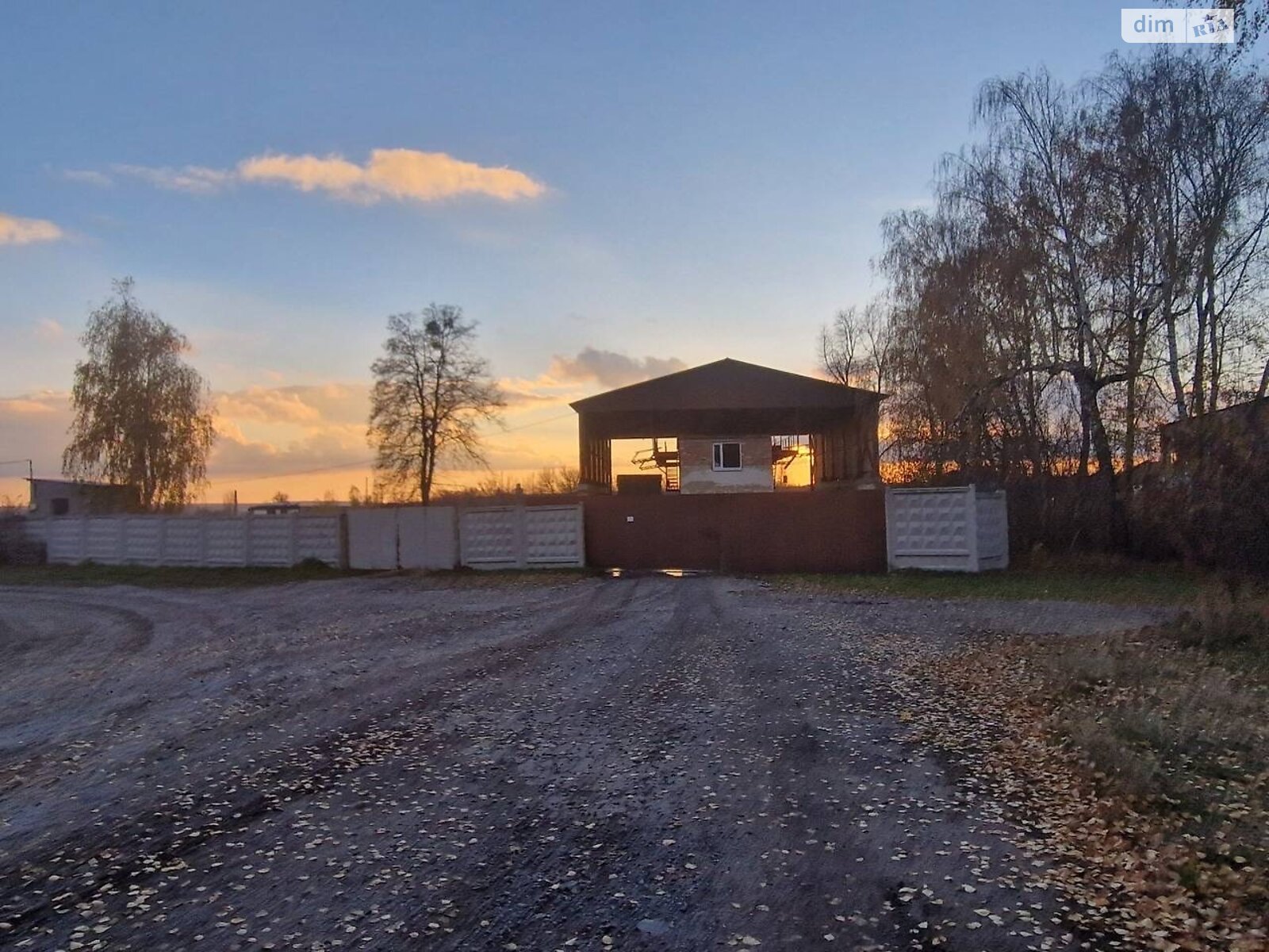Земельна ділянка комерційного призначення в Вороновиці, площа 4 Га фото 1 Земельна ділянка комерційного призначення в Вороновиці, площа 4 Га фото 1