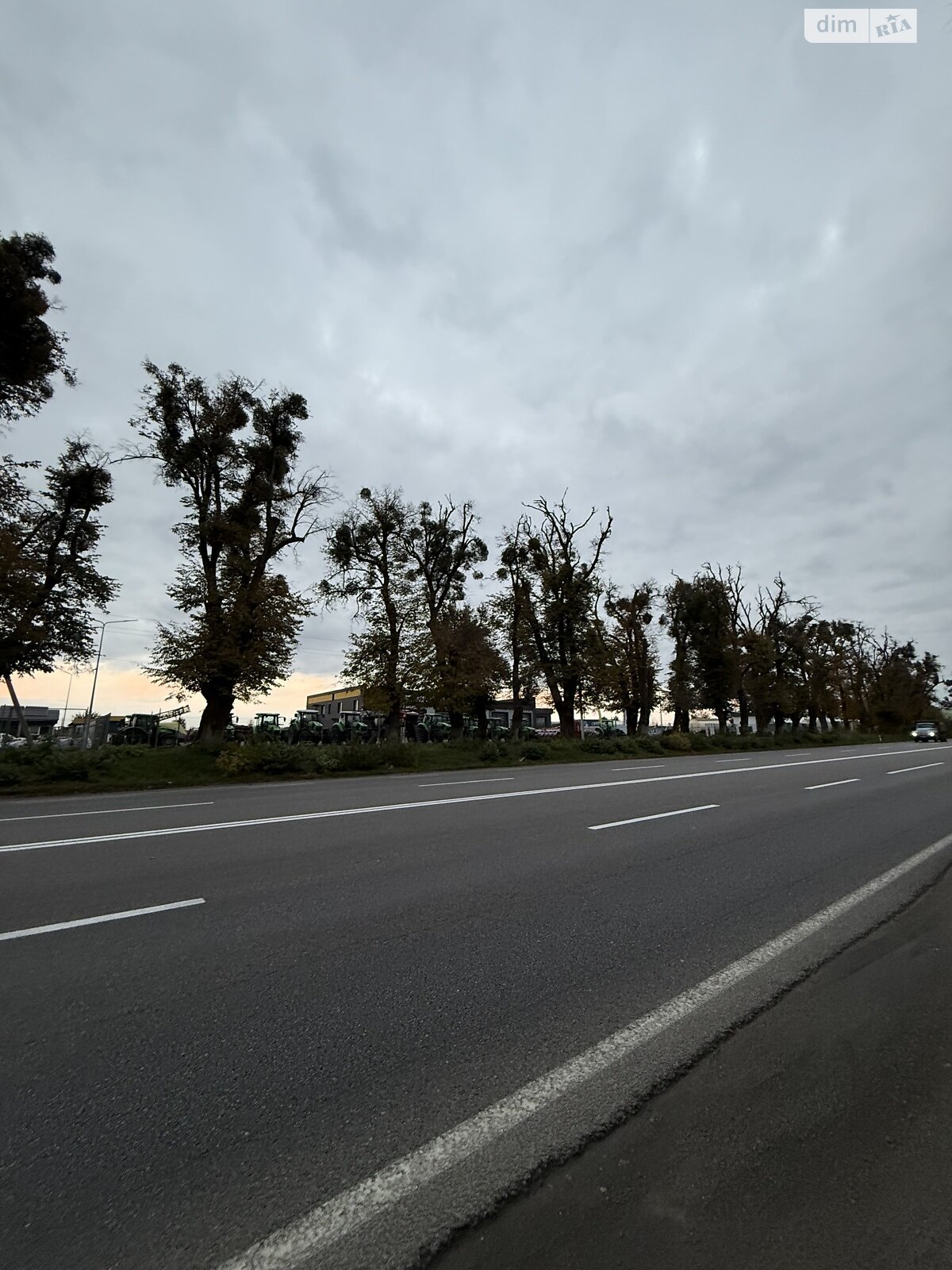 Земельный участок коммерческого назначения в Якушинцах, площадь 4.12 Га фото 1 Земельный участок коммерческого назначения в Якушинцах, площадь 4.12 Га фото 1