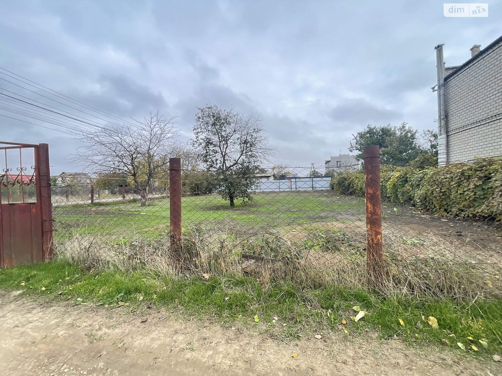 Земля сільськогосподарського призначення в Чорноморську, район Молодіжне, площа 6 соток фото 1 Земля сільськогосподарського призначення в Чорноморську, район Молодіжне, площа 6 соток фото 1