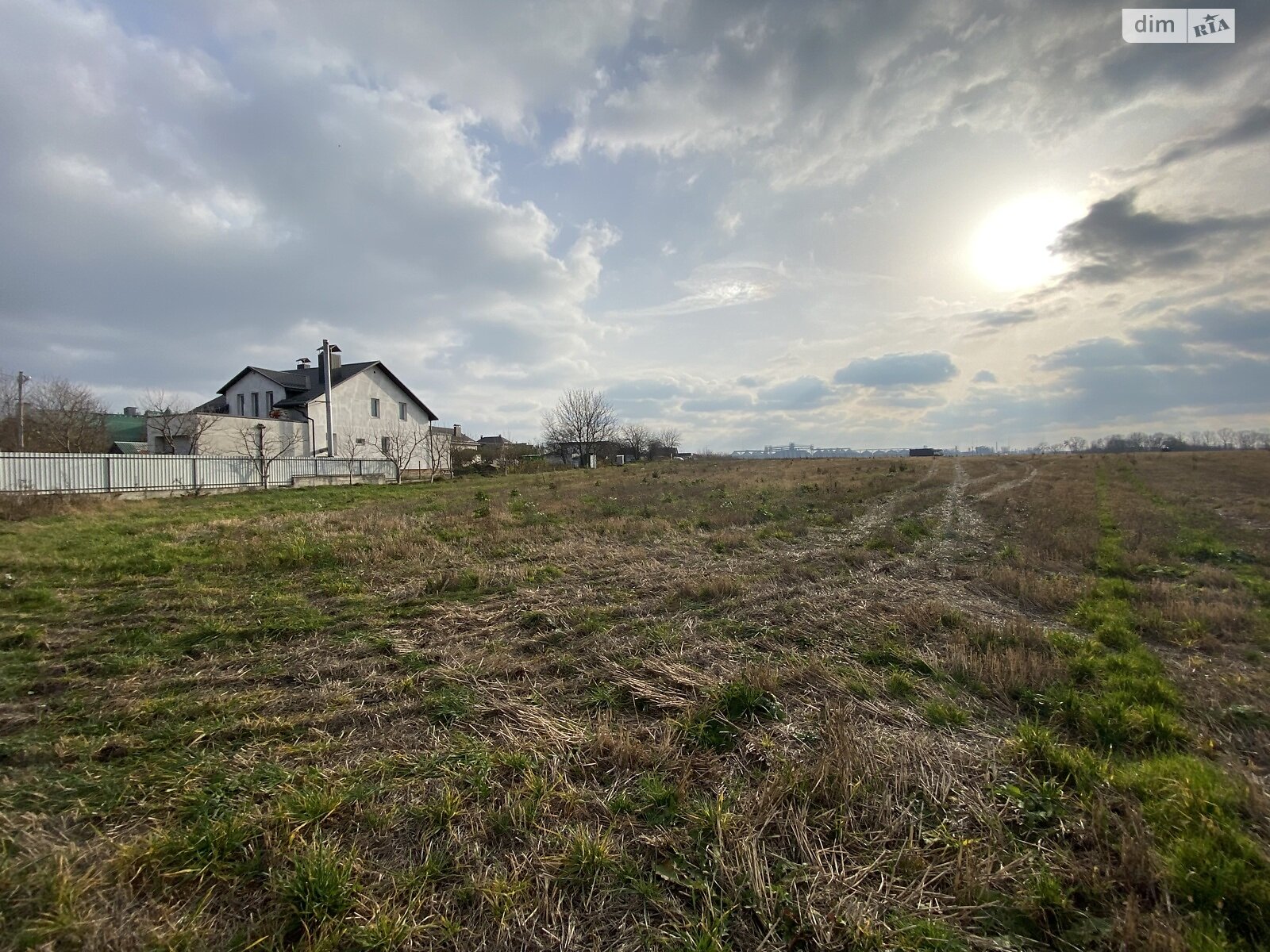 Земельный участок сельскохозяйственного назначения в Десне, площадь 181 сотка фото 1 Земельный участок сельскохозяйственного назначения в Десне, площадь 181 сотка фото 1