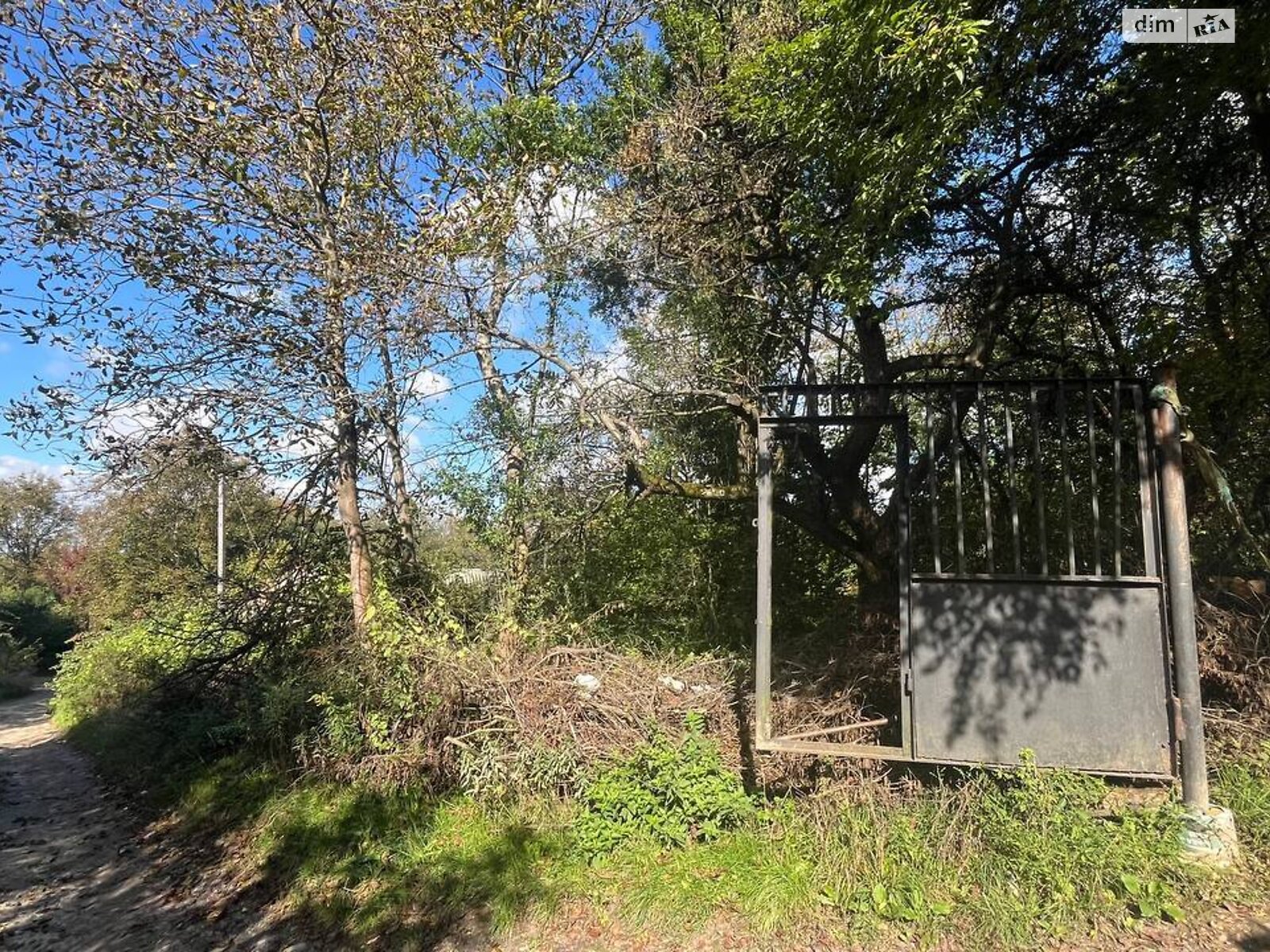 Земля сельскохозяйственного назначения в Львове, район Шевченковский, площадь 6.75 сотки фото 1 Земля сельскохозяйственного назначения в Львове, район Шевченковский, площадь 6.75 сотки фото 1